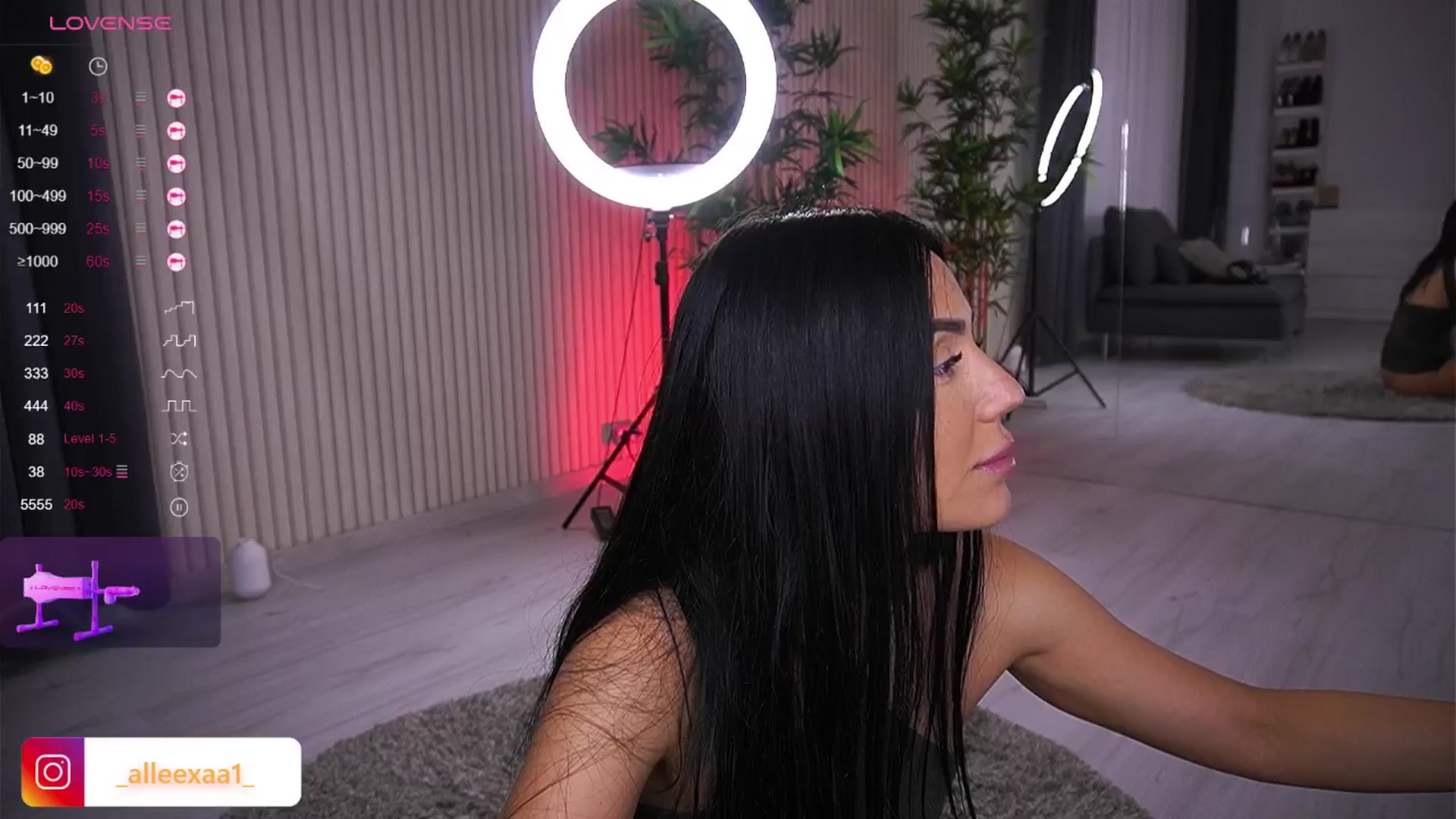 Gallery image thumbnail from AbbelaWhite's myfreecams stream on, 09/05/2024, 13:32 image 18 of 20