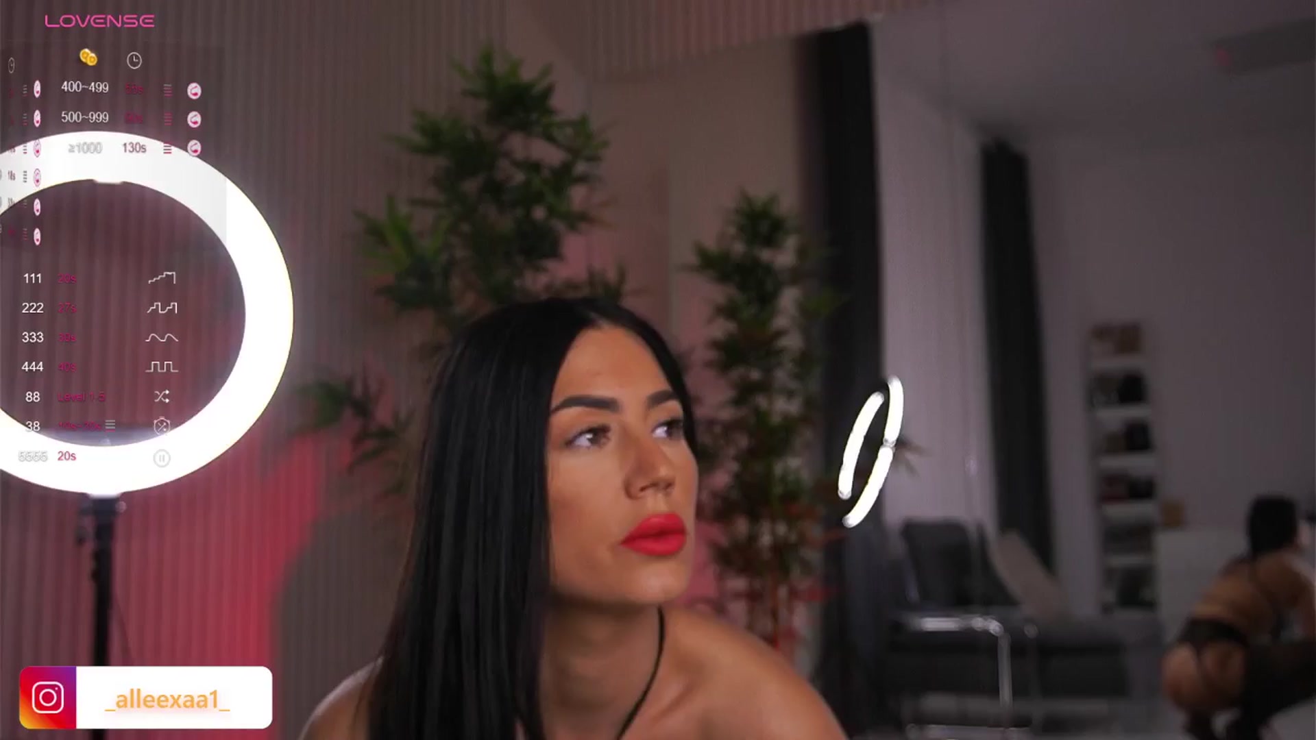 Gallery image thumbnail from AbbelaWhite's myfreecams stream on, 09/09/2024, 10:35 image 3 of 20