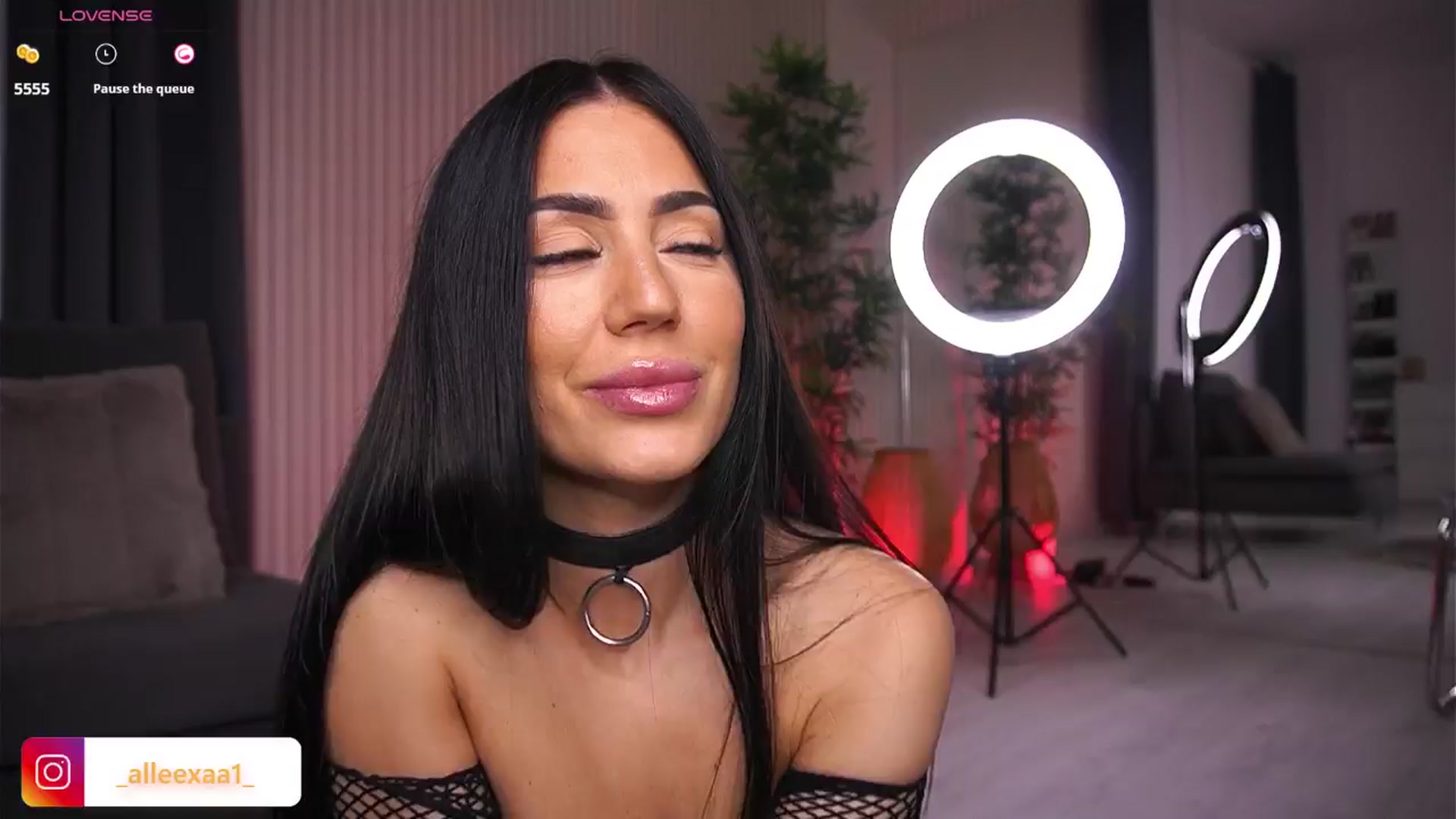 Gallery image thumbnail from AbbelaWhite's myfreecams stream on, 09/13/2024, 05:51 image 7 of 20