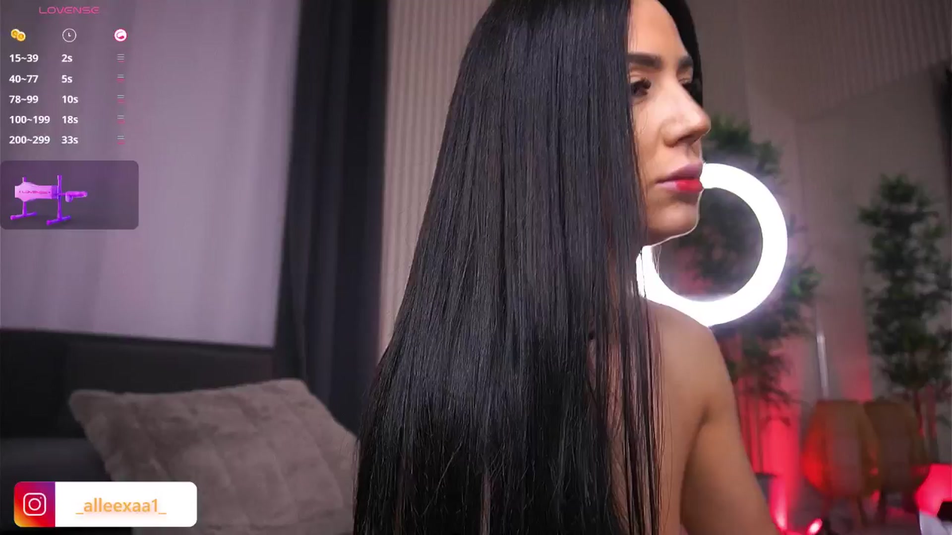 Gallery image thumbnail from AbbelaWhite's myfreecams stream on, 09/14/2024, 08:27 image 6 of 20