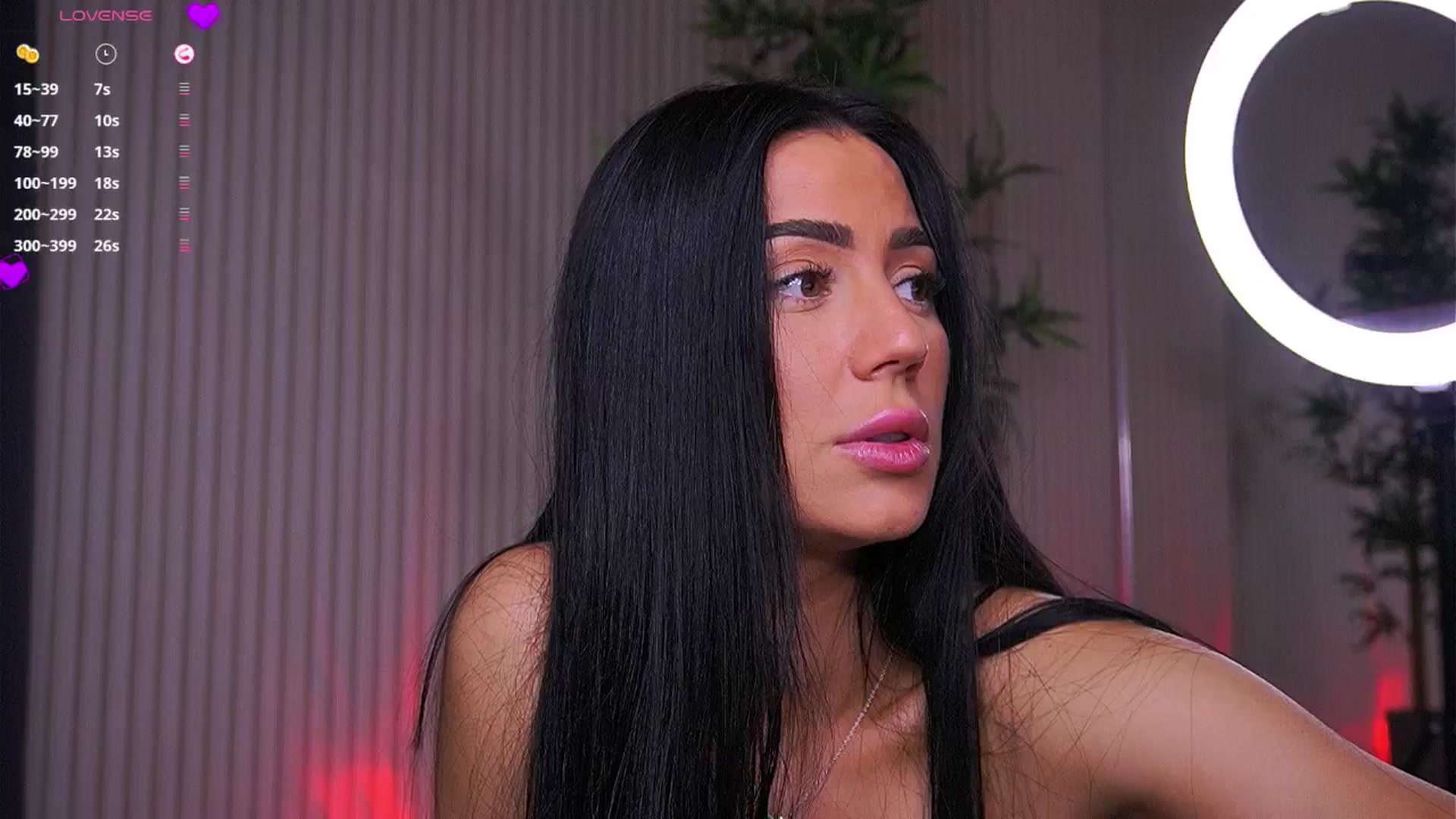 Gallery image thumbnail from AbbelaWhite's myfreecams stream on, 10/29/2024, 13:31 image 13 of 20