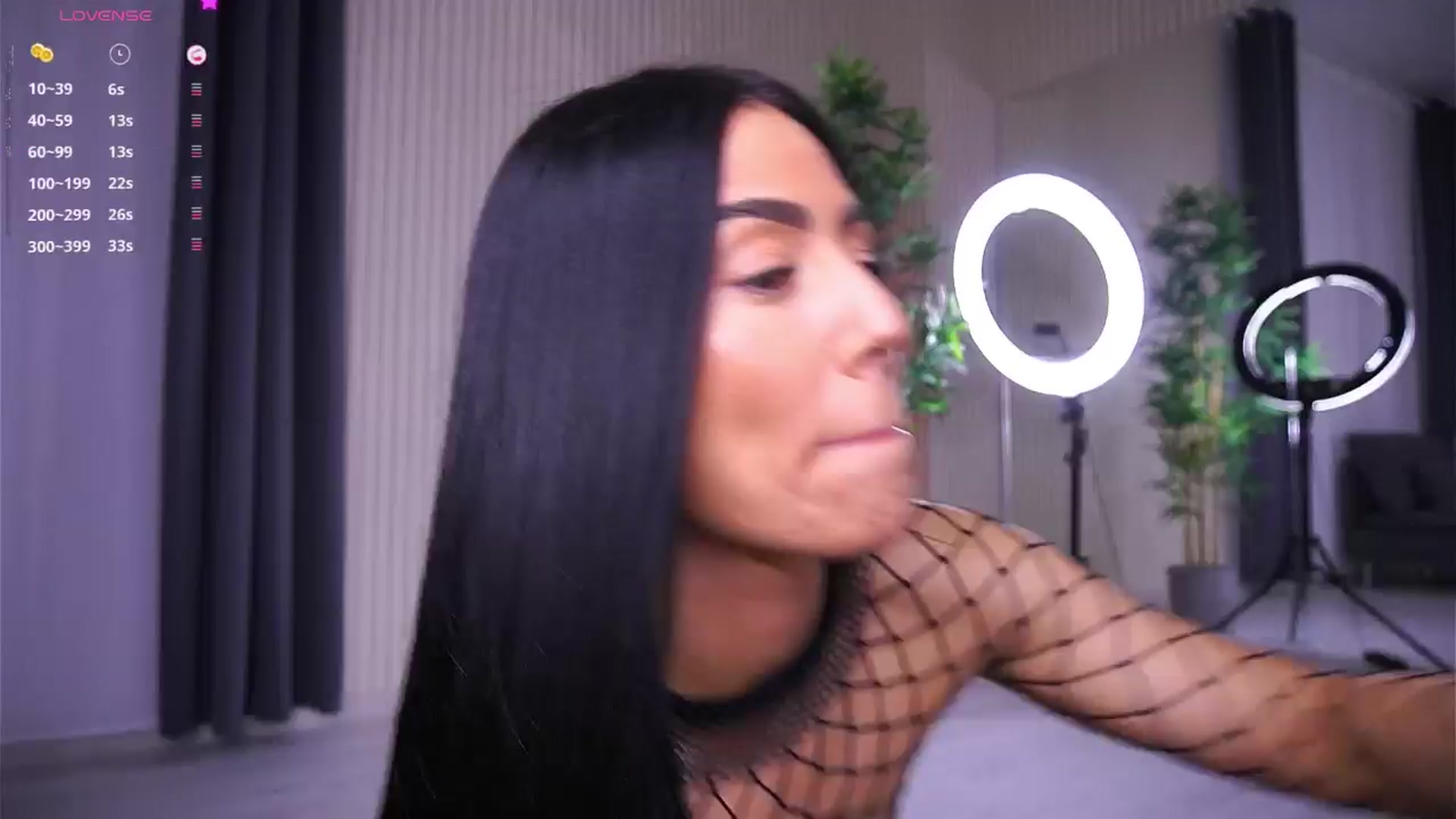 Gallery image thumbnail from AbbelaWhite's myfreecams stream on, 11/01/2024, 10:25 image 14 of 20
