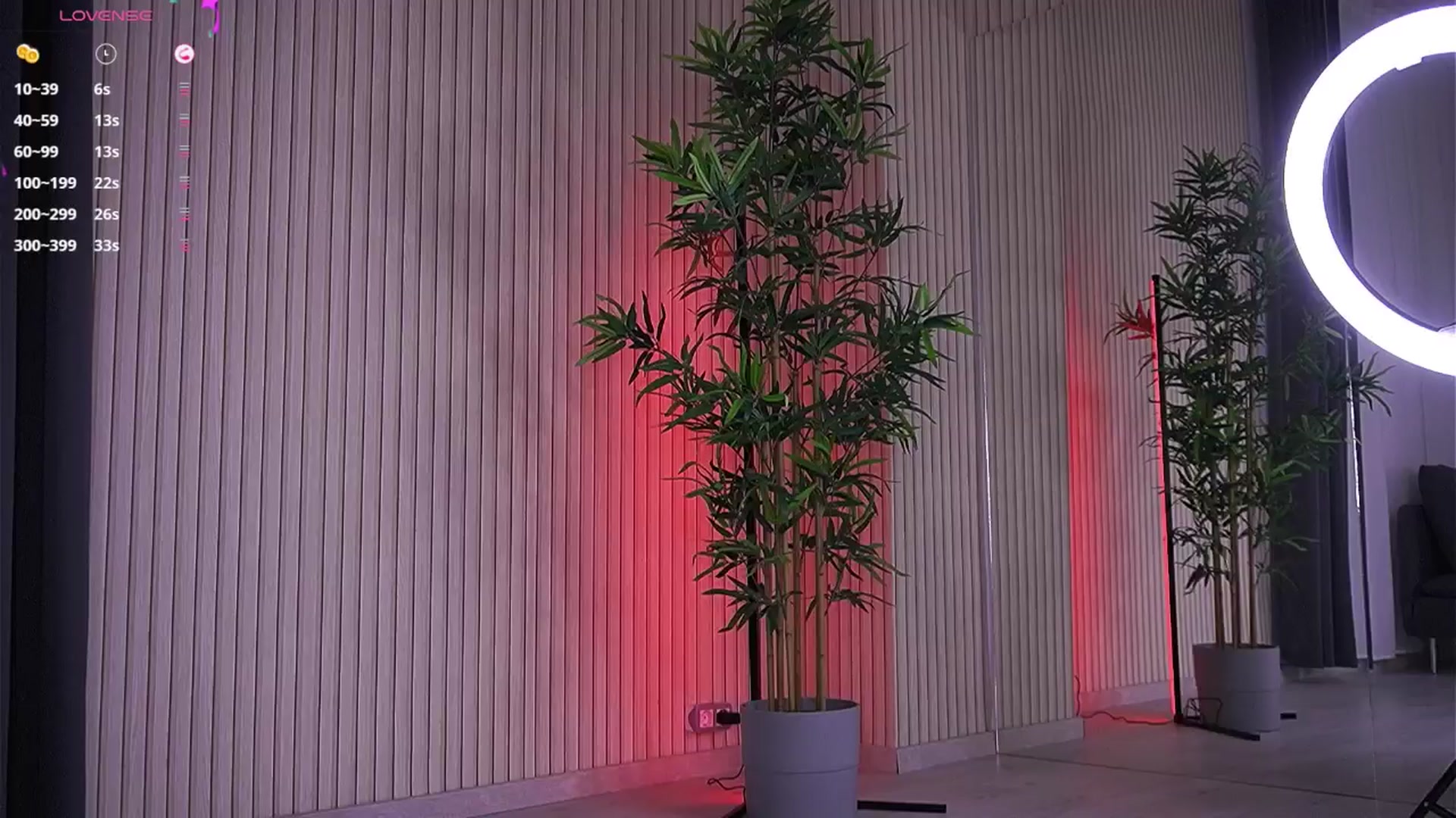 Gallery image thumbnail from AbbelaWhite's myfreecams stream on, 11/04/2024, 09:00 image 9 of 20