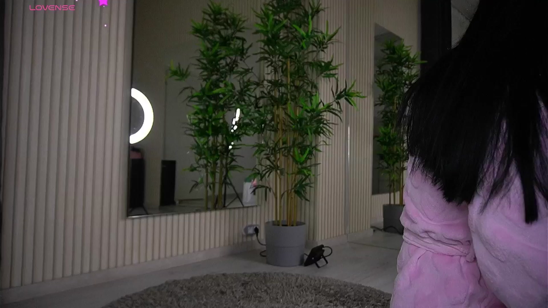Gallery image thumbnail from AbbelaWhite's myfreecams stream on, 04/16/2025, 10:41 image 1 of 20