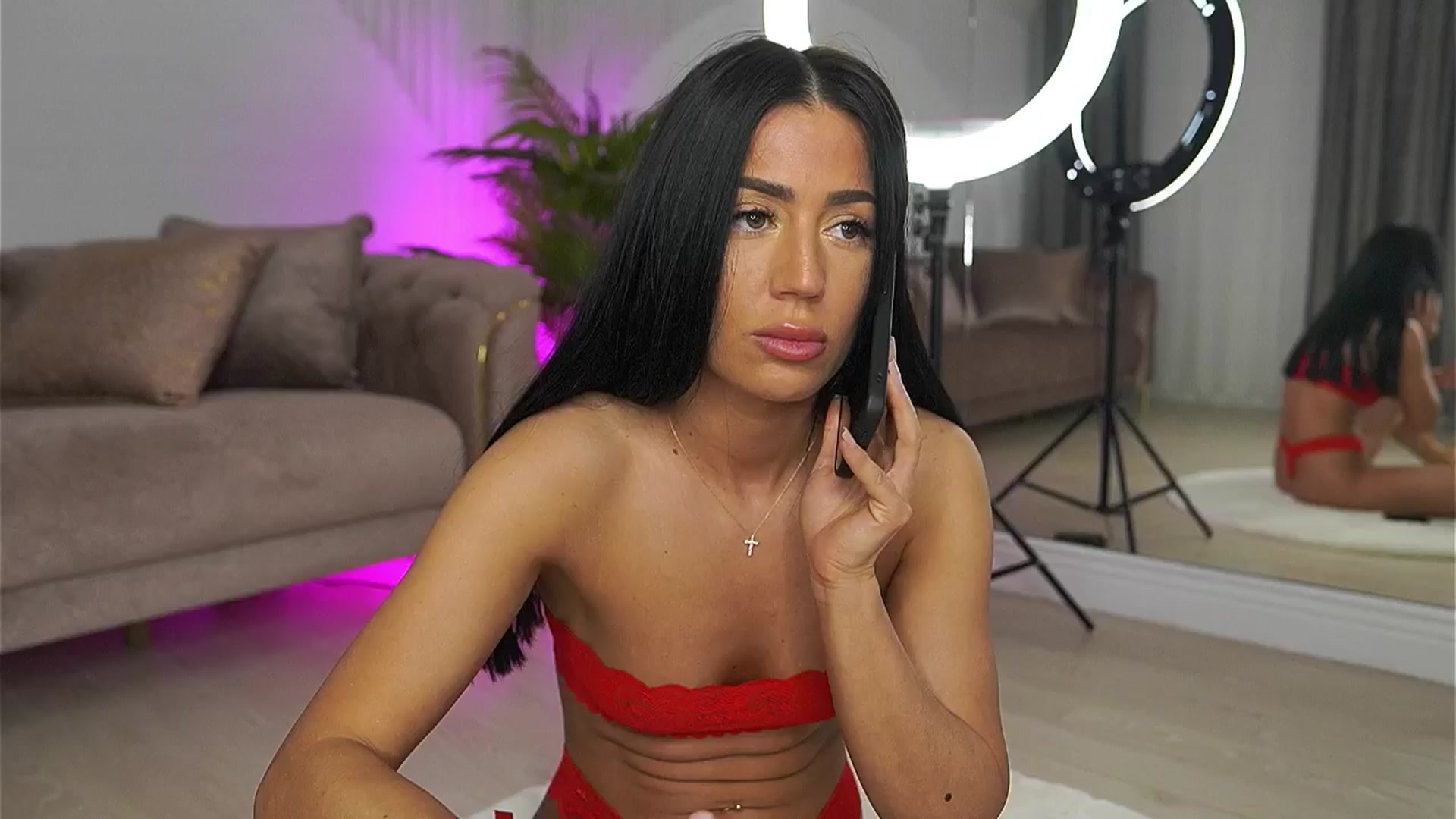 Gallery image thumbnail from AbbelaWhite's myfreecams stream on, 05/09/2025, 07:49 image 19 of 20