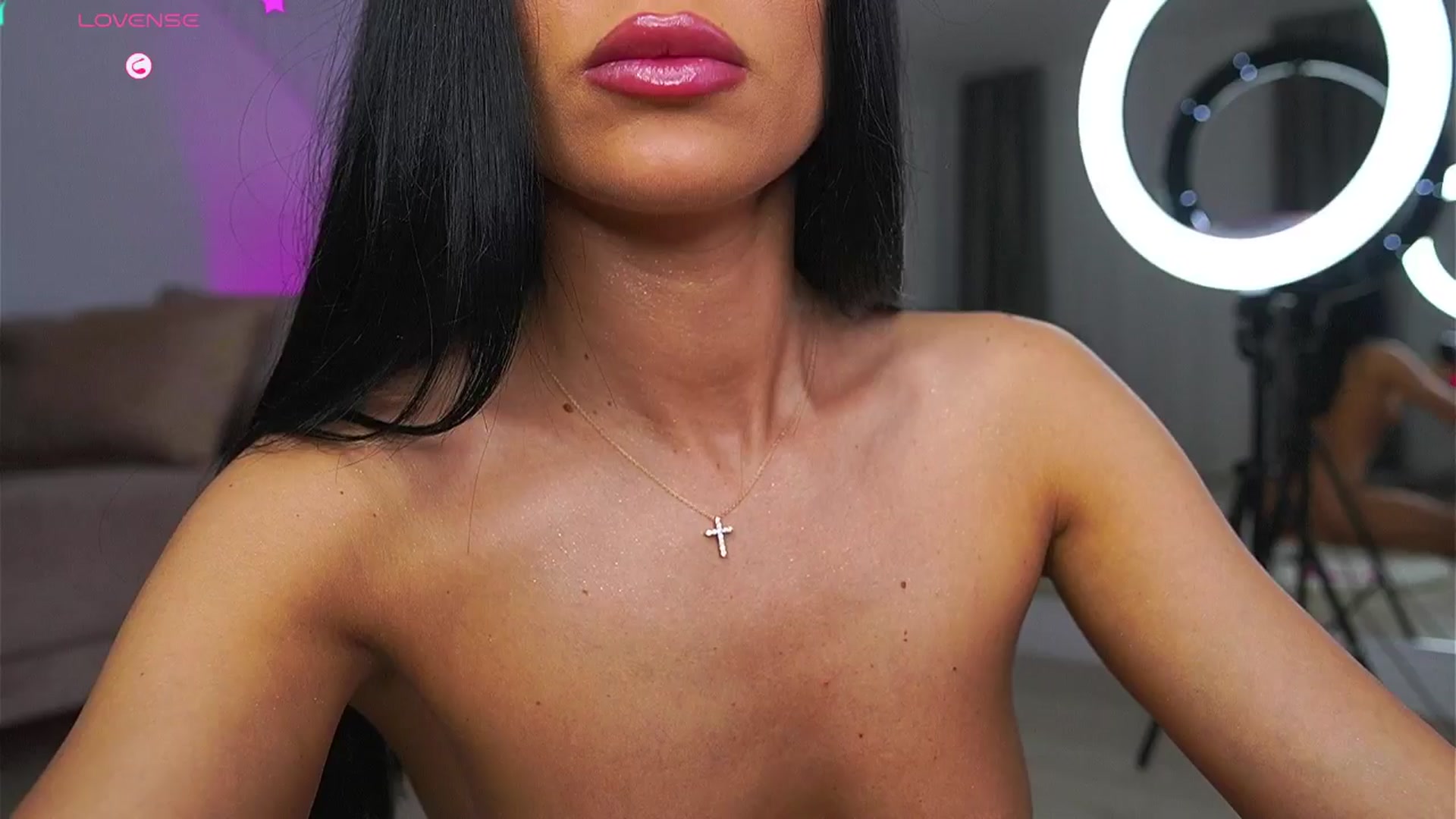 Gallery image thumbnail from AbbelaWhite's myfreecams stream on, 05/10/2025, 08:33 image 15 of 20