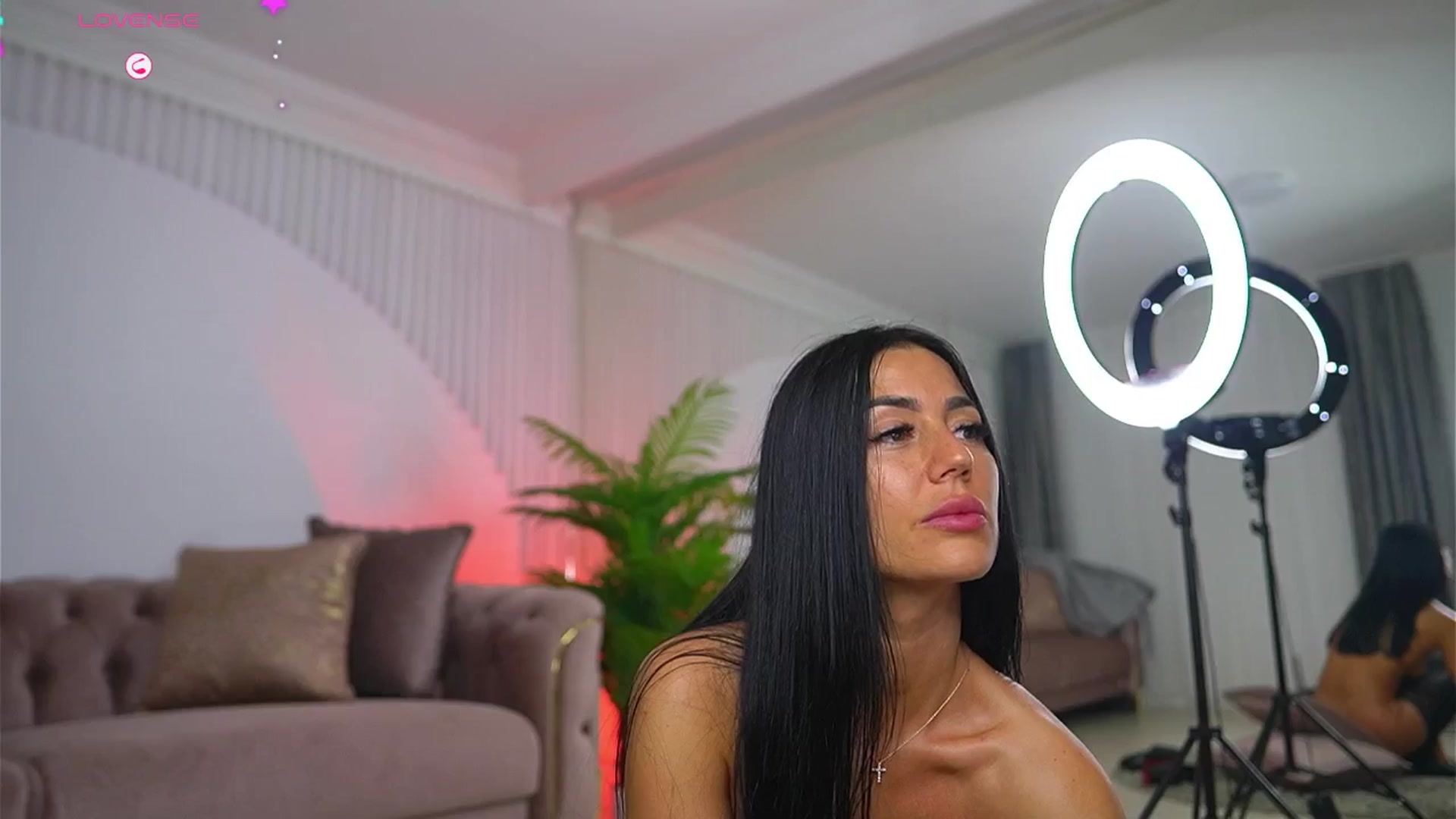 Gallery image thumbnail from AbbelaWhite's myfreecams stream on, 07/05/2025, 11:37 image 7 of 20