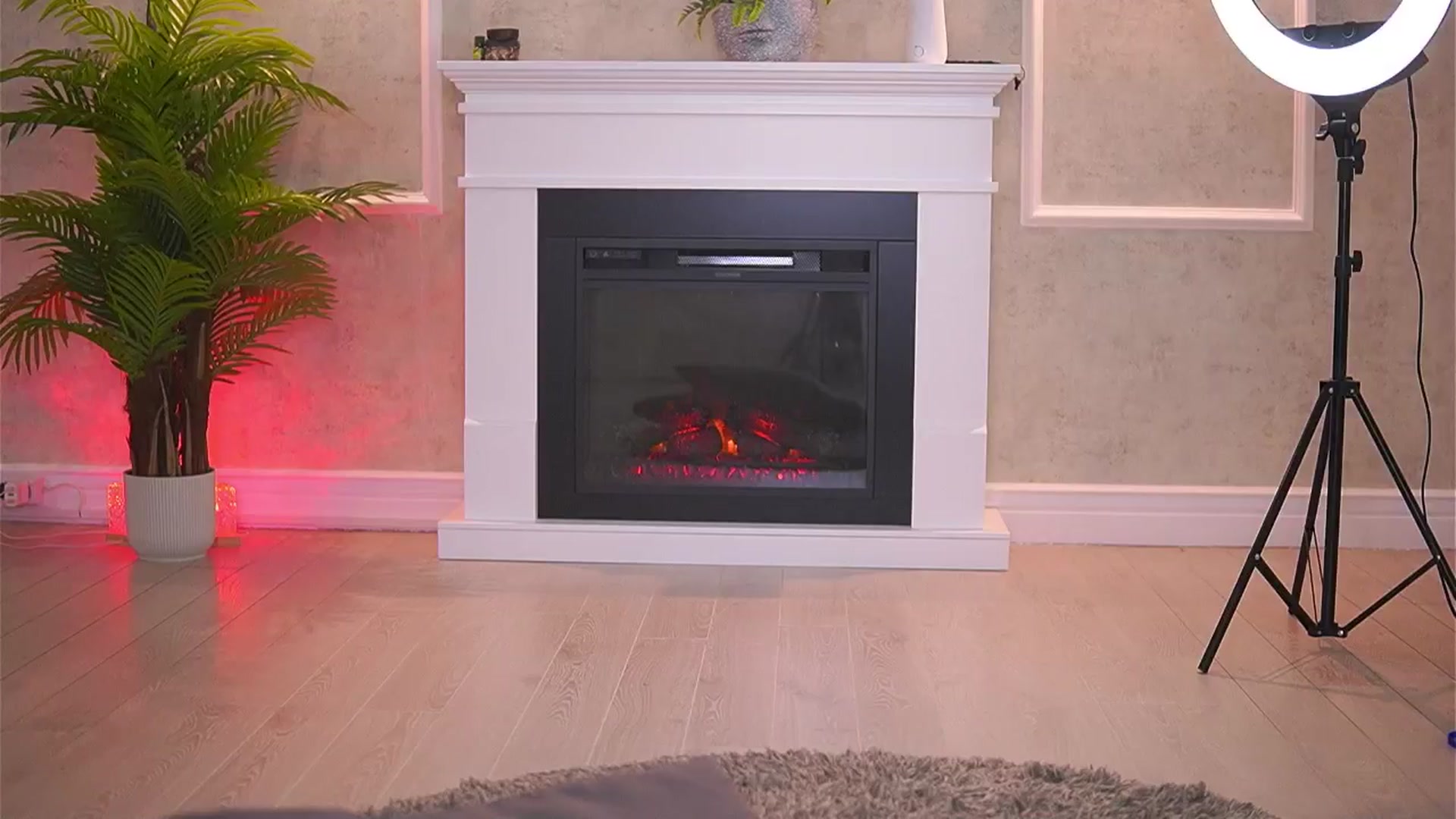 Gallery image thumbnail from AbbelaWhite's myfreecams stream on, 03/10/2026, 11:30 image 17 of 20