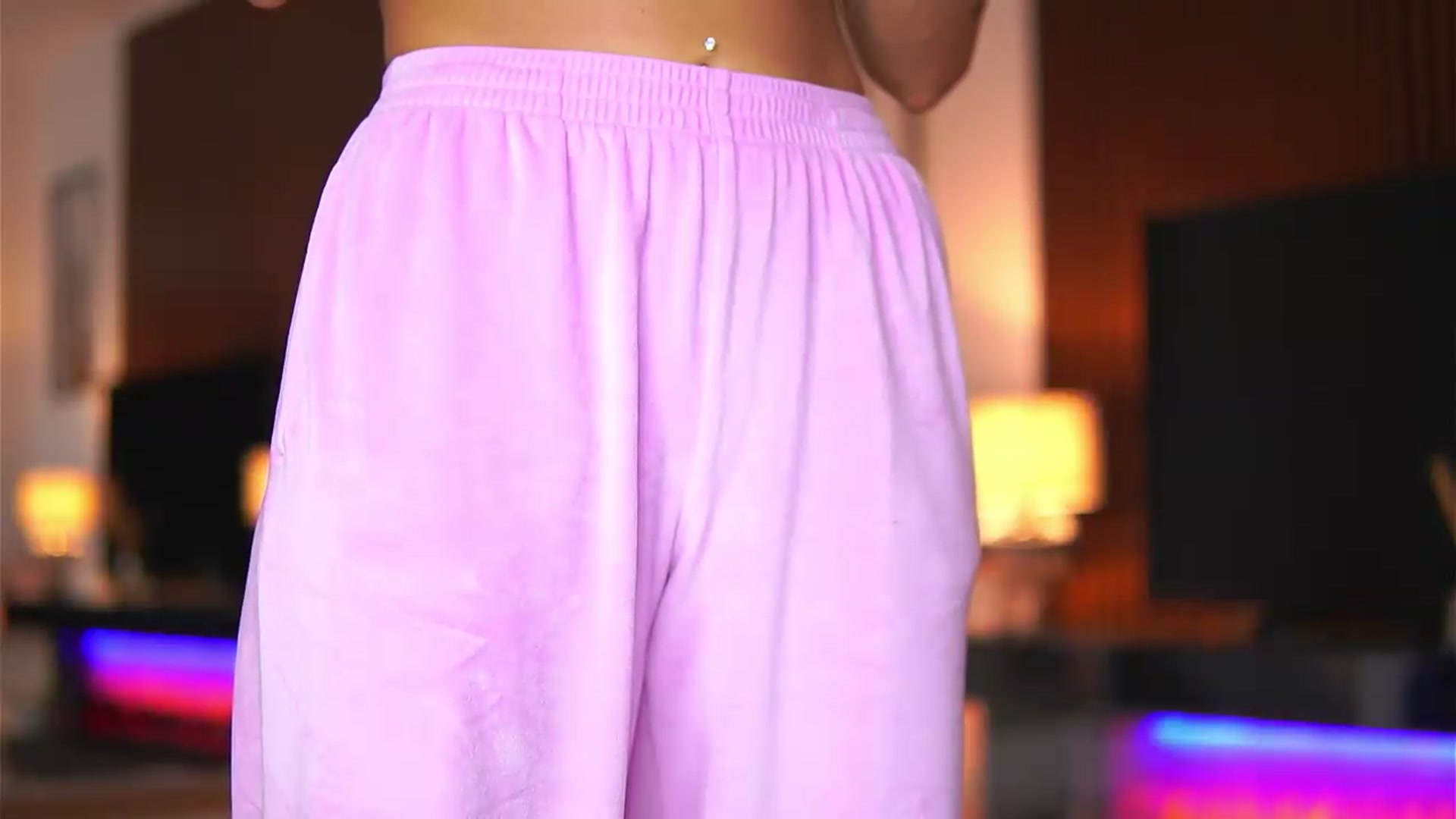 Gallery image thumbnail from AbbelaWhite's myfreecams stream on, 09/08/2026, 11:18 image 18 of 20