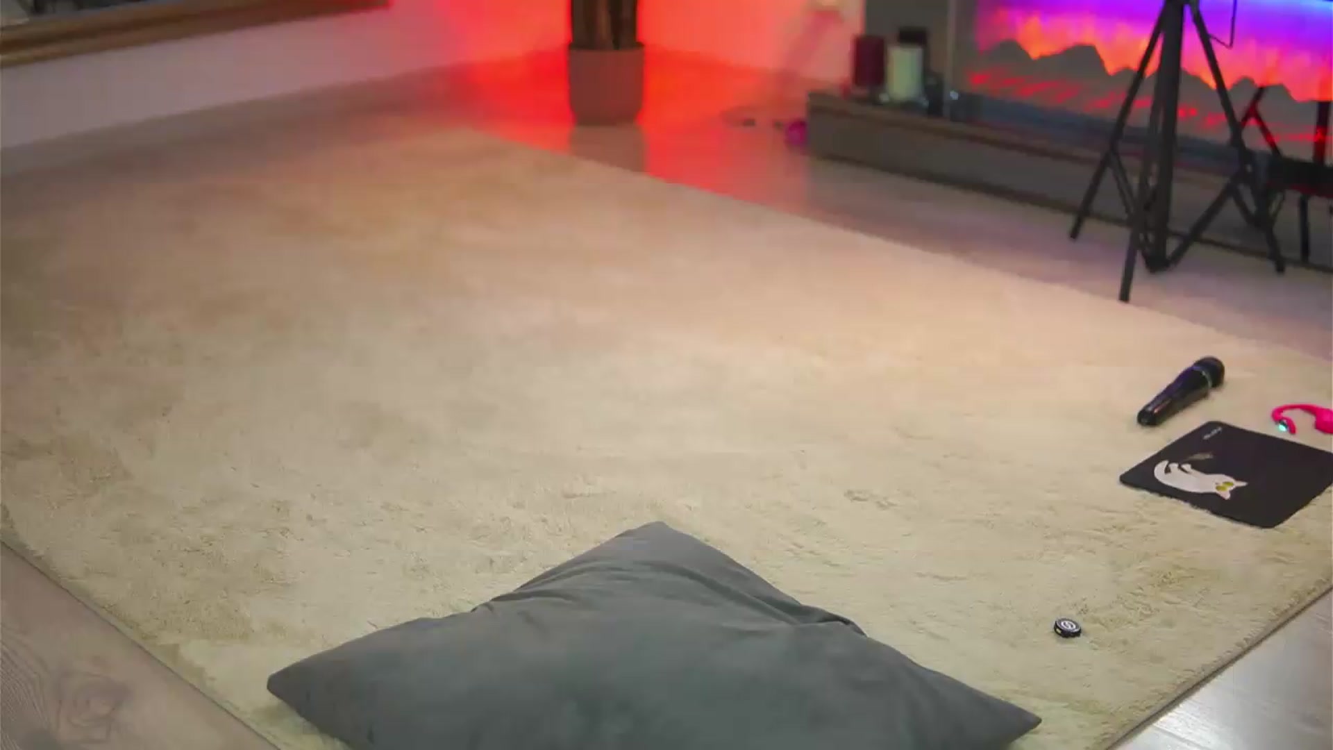 Gallery image thumbnail from AbbelaWhite's myfreecams stream on, 09/13/2026, 10:10 image 17 of 20