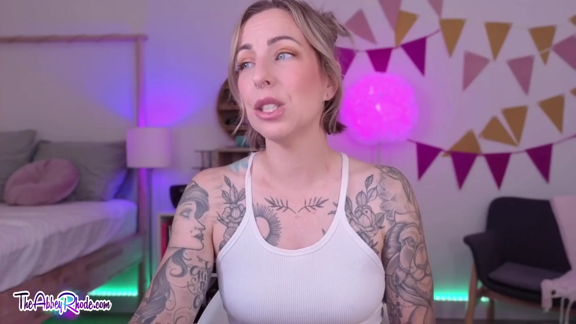 Gallery image thumbnail from AbbeyRhode's myfreecams stream on, 09/04/2025, 12:59 image 5 of 20