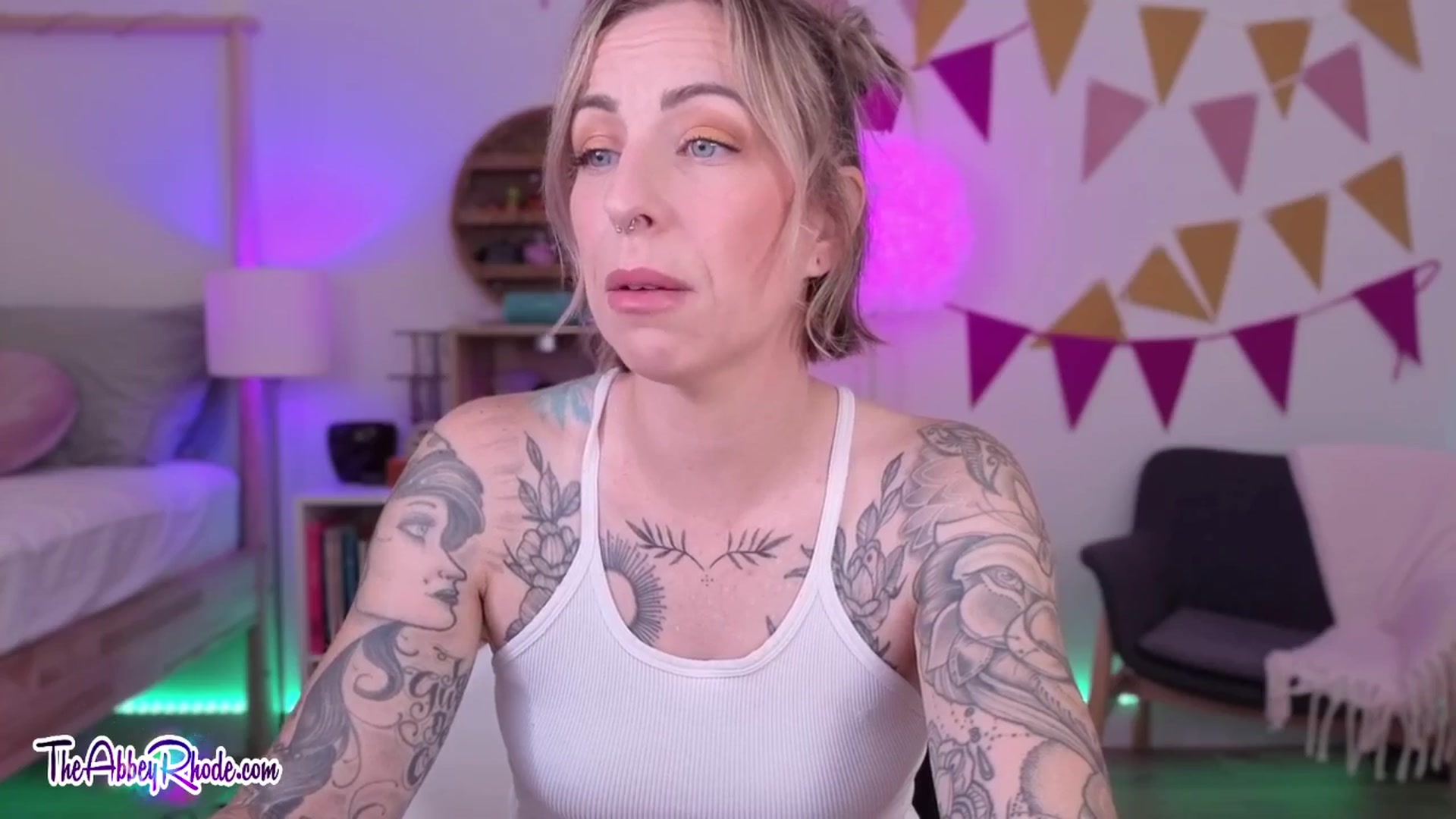 Gallery image thumbnail from AbbeyRhode's myfreecams stream on, 09/04/2025, 12:59 image 11 of 20