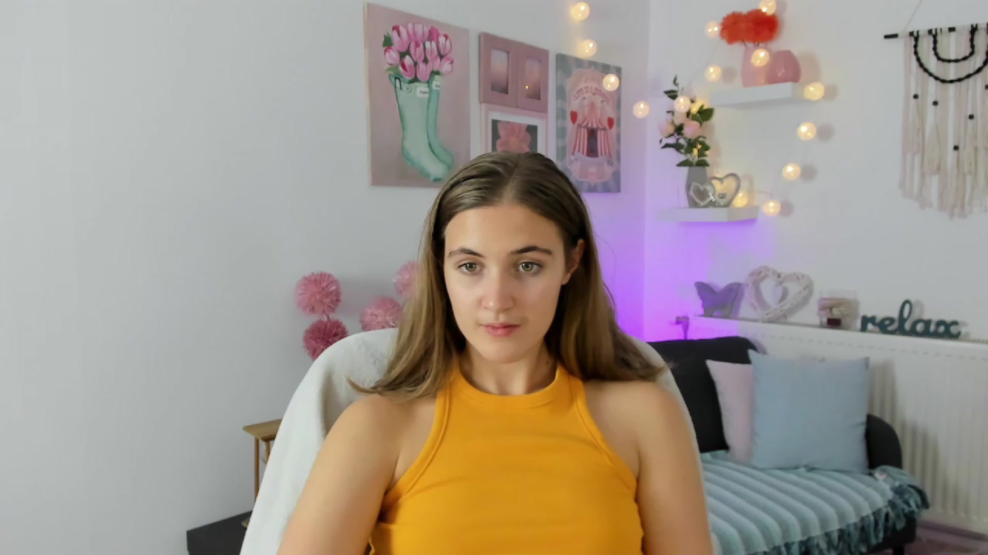 Gallery image thumbnail from Abbey_Grey's myfreecams stream on, 11/25/2022, 15:18 image 15 of 20