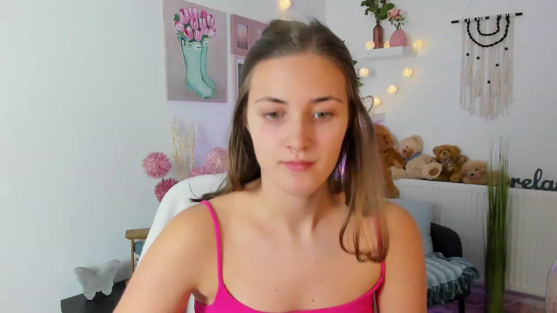 Gallery image thumbnail from Abbey_Grey's myfreecams stream on, 12/03/2022, 17:21 image 13 of 20