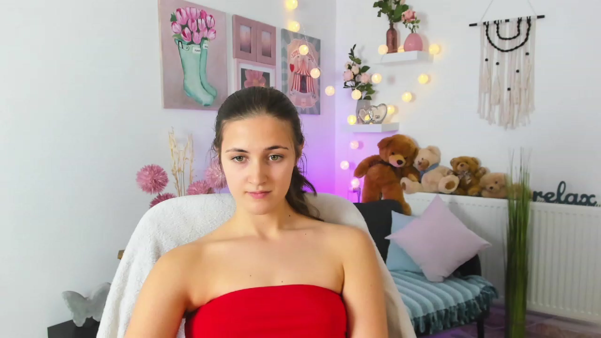 Gallery image thumbnail from Abbey_Grey's myfreecams stream on, 12/10/2022, 15:41 image 6 of 20