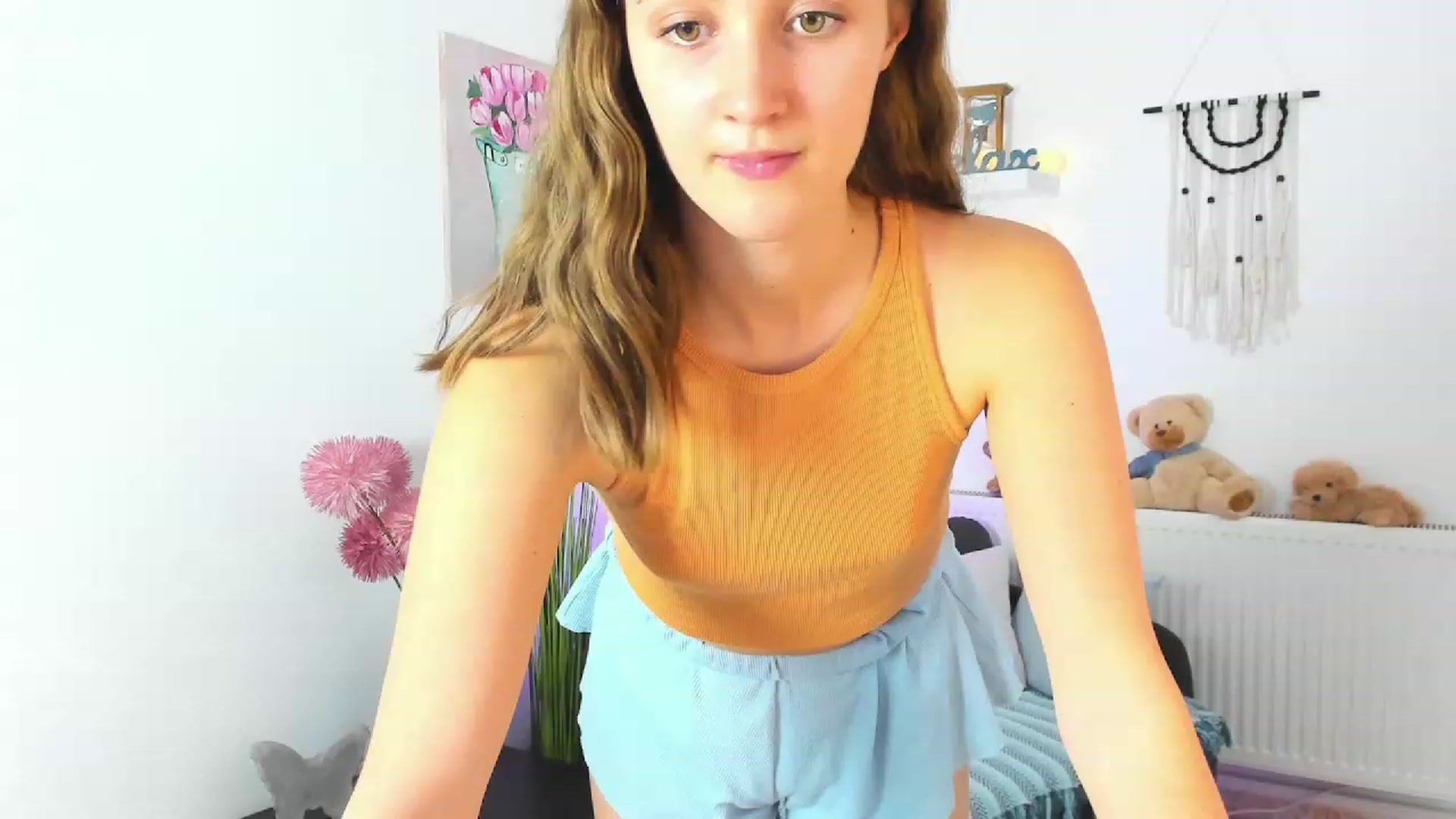 Gallery image thumbnail from Abbey_Grey's myfreecams stream on, 12/30/2022, 14:15 image 10 of 20