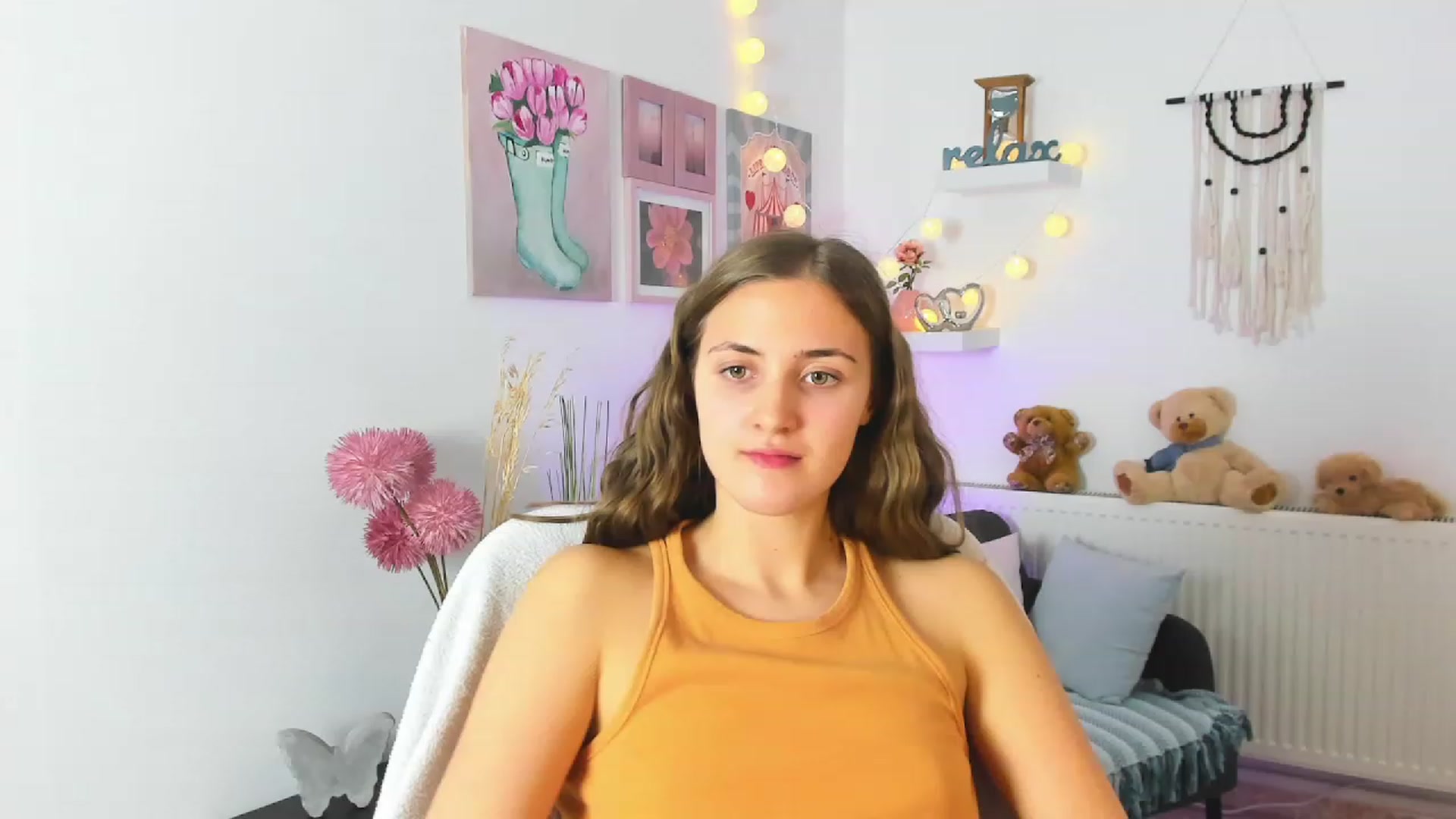 Gallery image thumbnail from Abbey_Grey's myfreecams stream on, 12/30/2022, 17:15 image 1 of 20