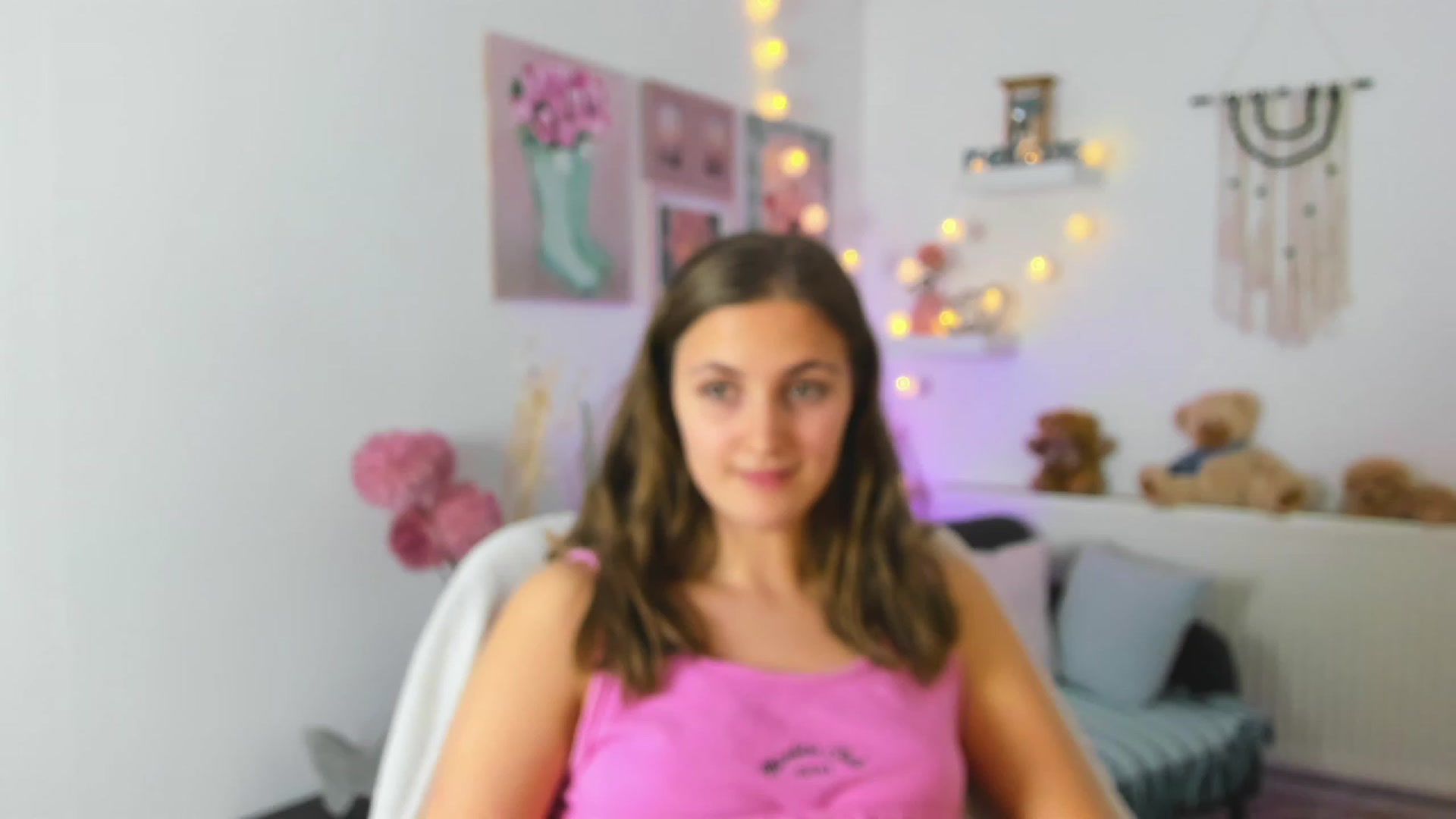 Gallery image thumbnail from Abbey_Grey's myfreecams stream on, 01/03/2023, 15:11 image 6 of 20