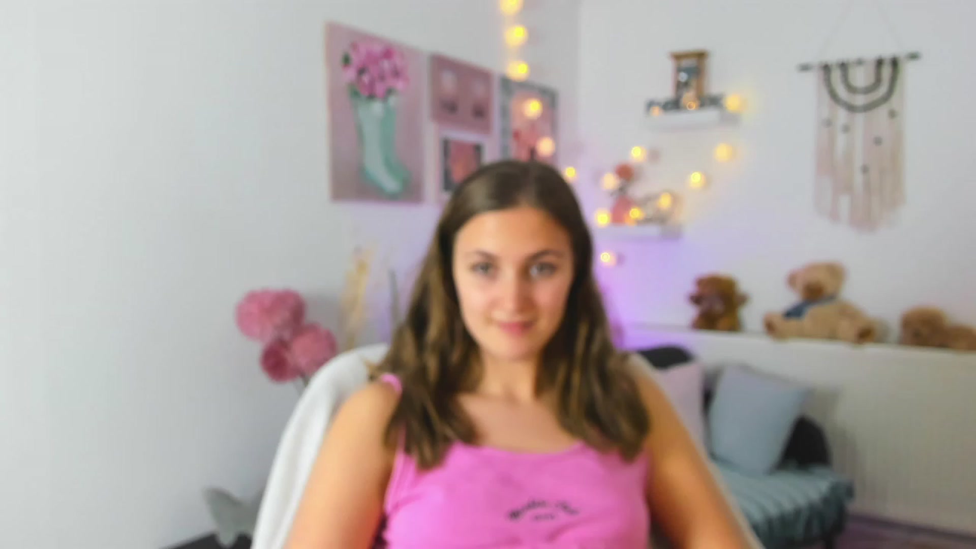 Gallery image thumbnail from Abbey_Grey's myfreecams stream on, 01/03/2023, 15:11 image 7 of 20