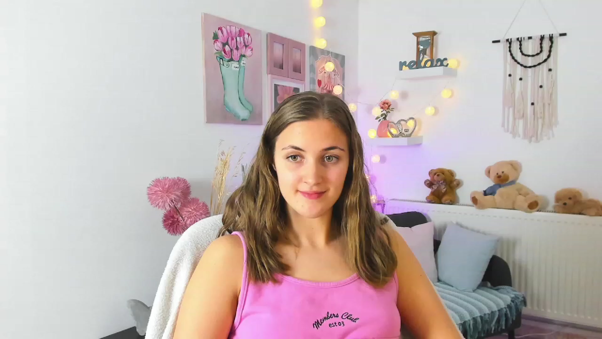 Gallery image thumbnail from Abbey_Grey's myfreecams stream on, 01/03/2023, 15:11 image 15 of 20