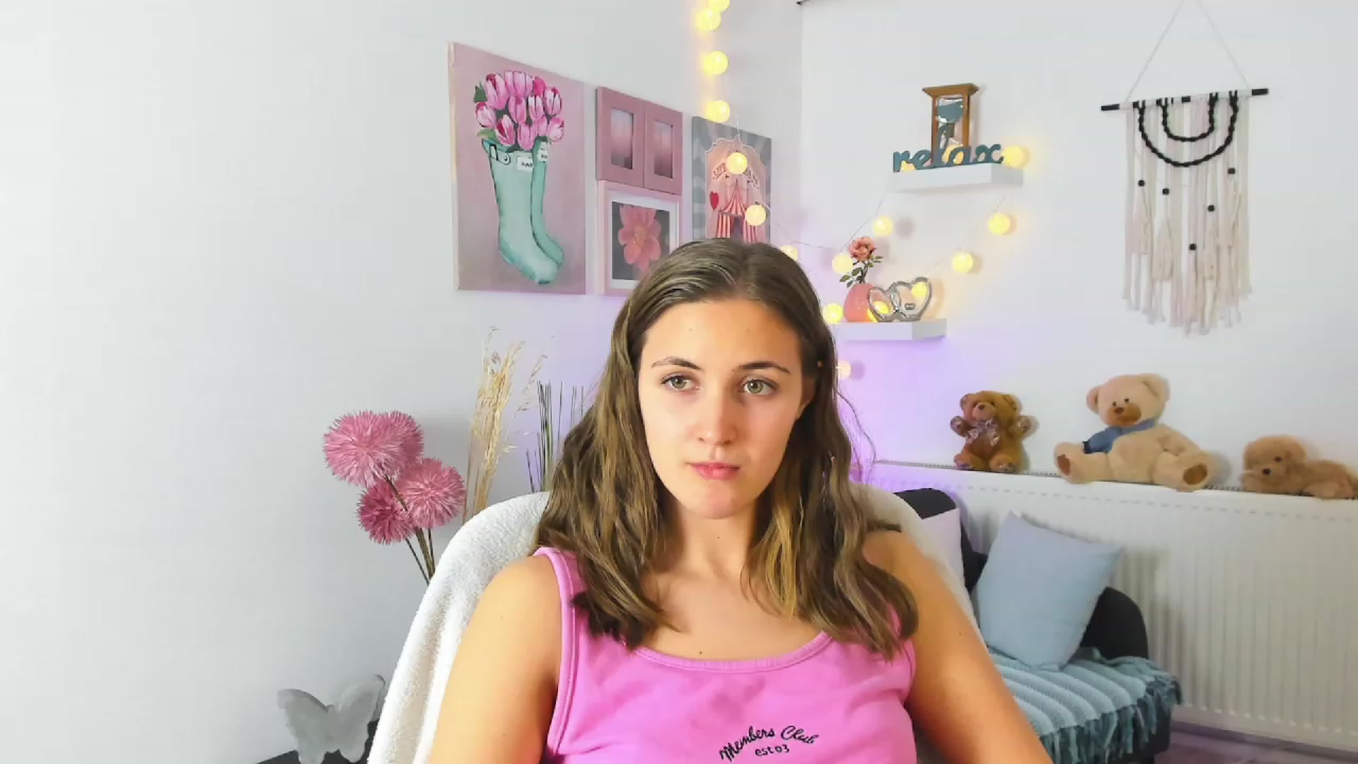 Gallery image thumbnail from Abbey_Grey's myfreecams stream on, 01/03/2023, 16:23 image 11 of 20