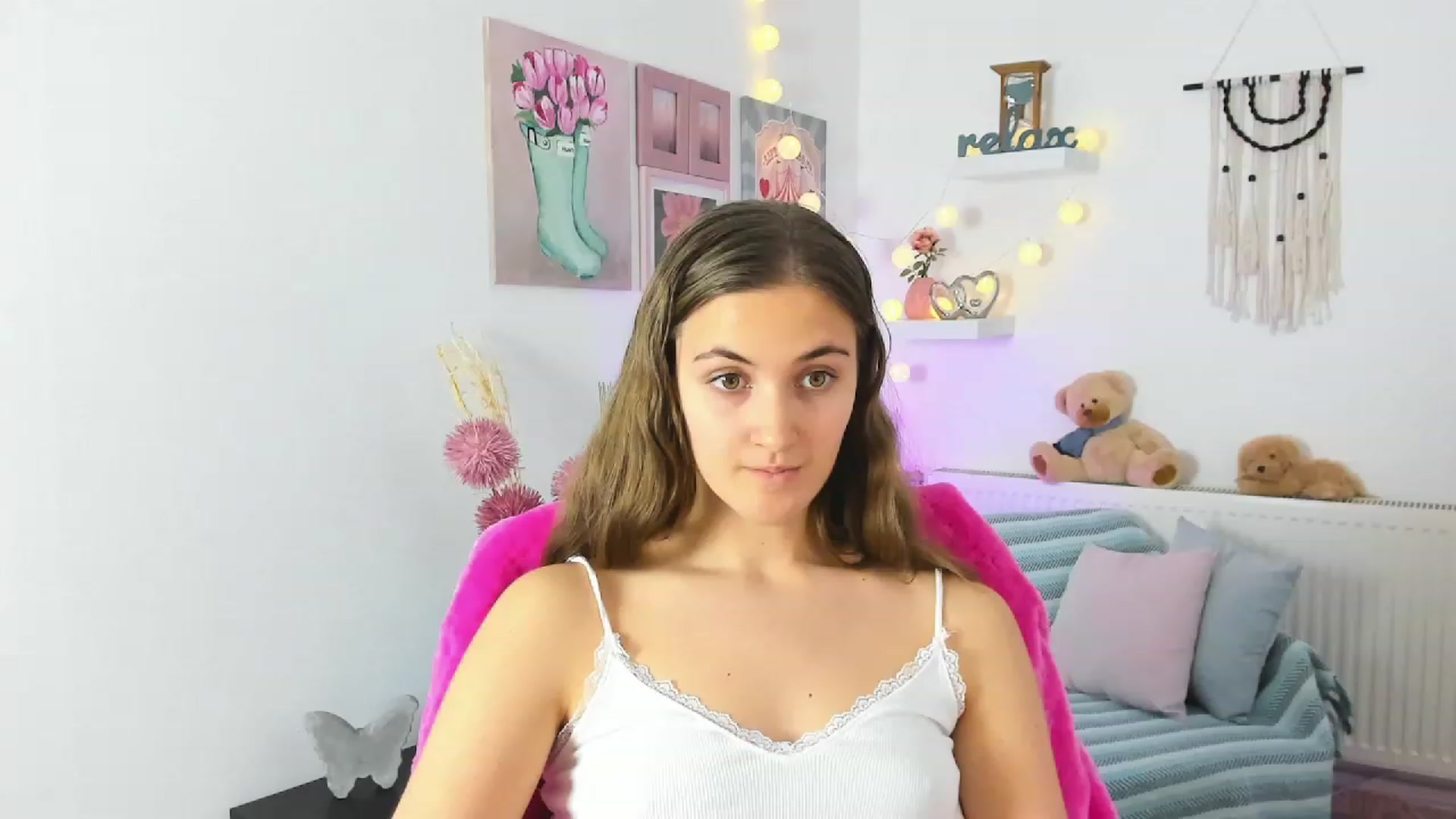 Gallery image thumbnail from Abbey_Grey's myfreecams stream on, 01/05/2023, 14:48 image 9 of 20