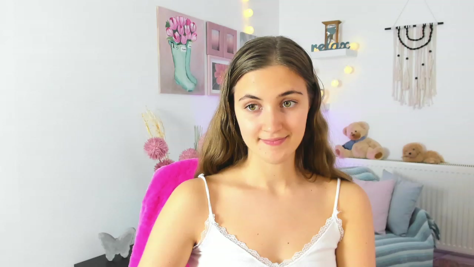 Gallery image thumbnail from Abbey_Grey's myfreecams stream on, 01/05/2023, 14:48 image 8 of 20
