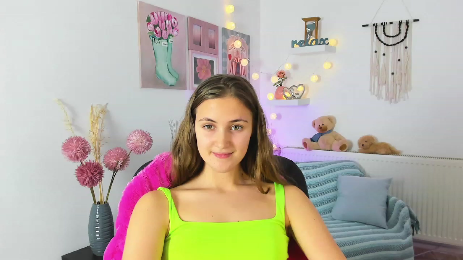 Gallery image thumbnail from Abbey_Grey's myfreecams stream on, 01/06/2023, 15:16 image 11 of 20