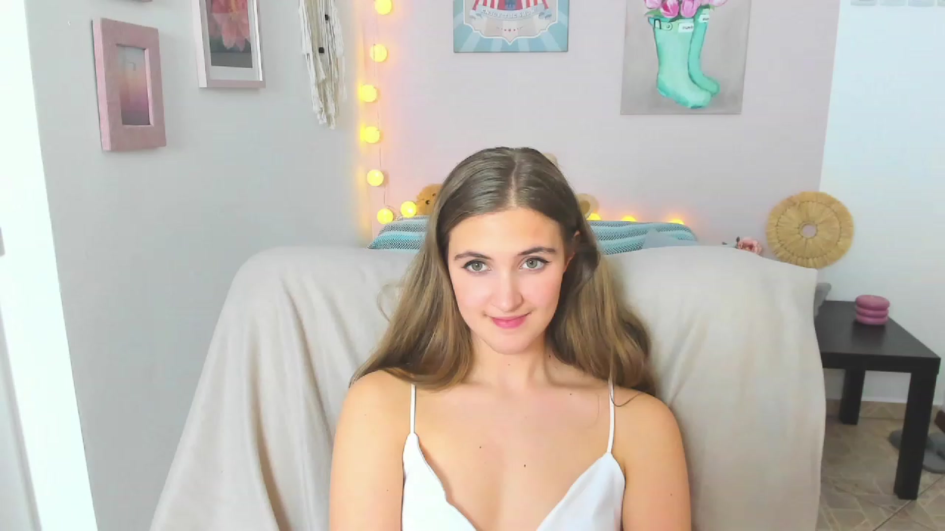 Gallery image thumbnail from Abbey_Grey's myfreecams stream on, 01/28/2023, 18:03 image 17 of 20
