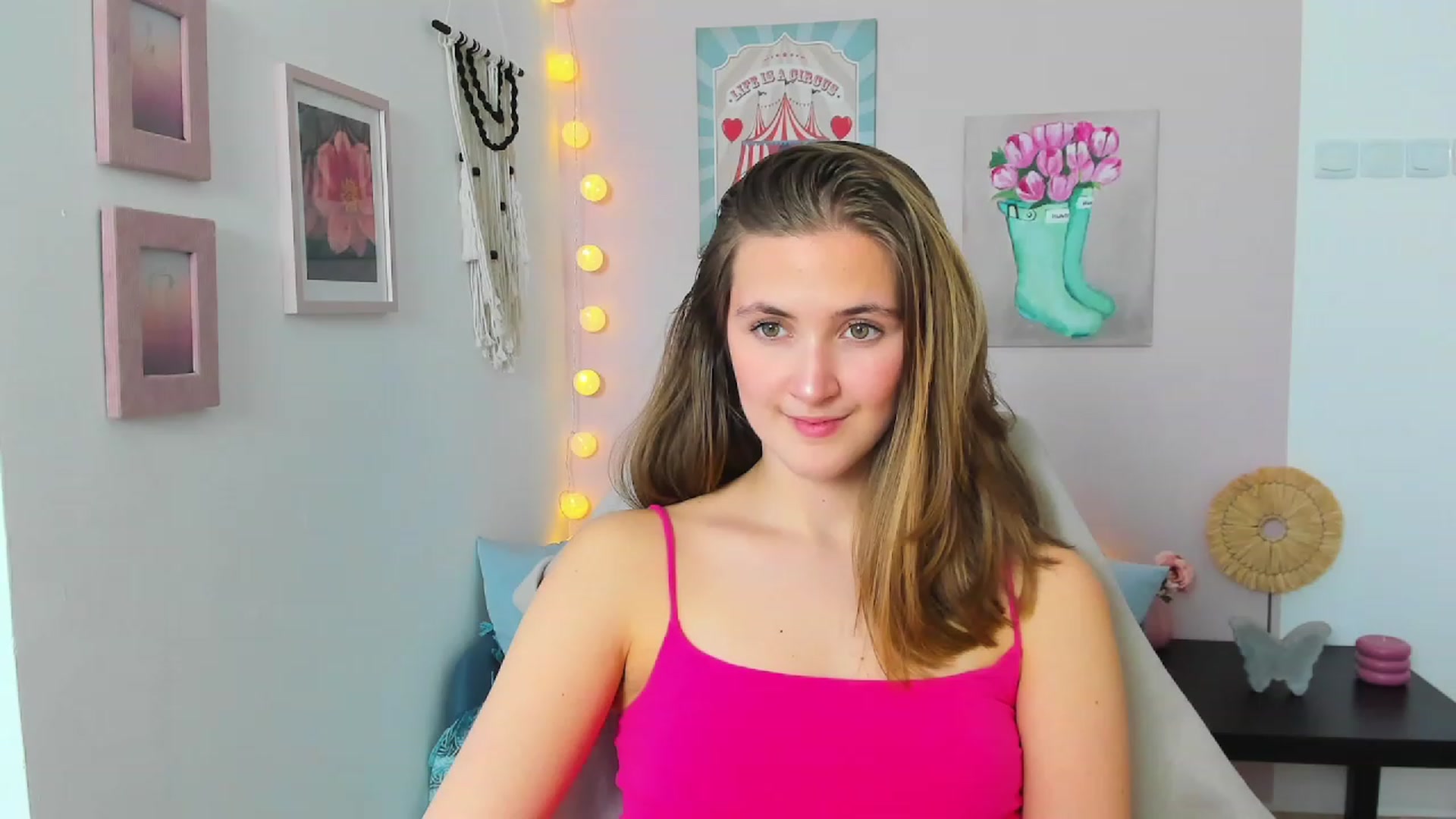 Gallery image thumbnail from Abbey_Grey's myfreecams stream on, 02/15/2023, 15:39 image 12 of 20