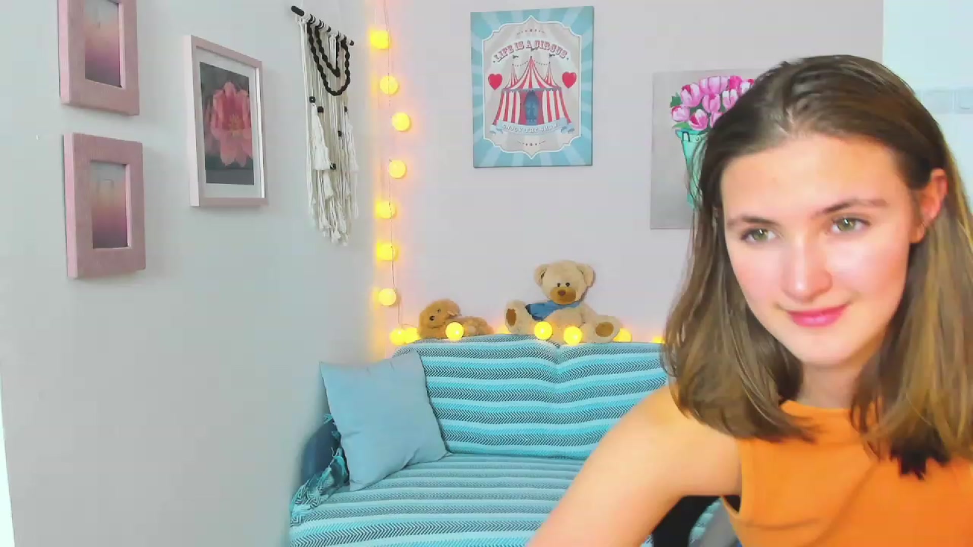 Gallery image thumbnail from Abbey_Grey's myfreecams stream on, 02/15/2023, 18:47 image 12 of 20