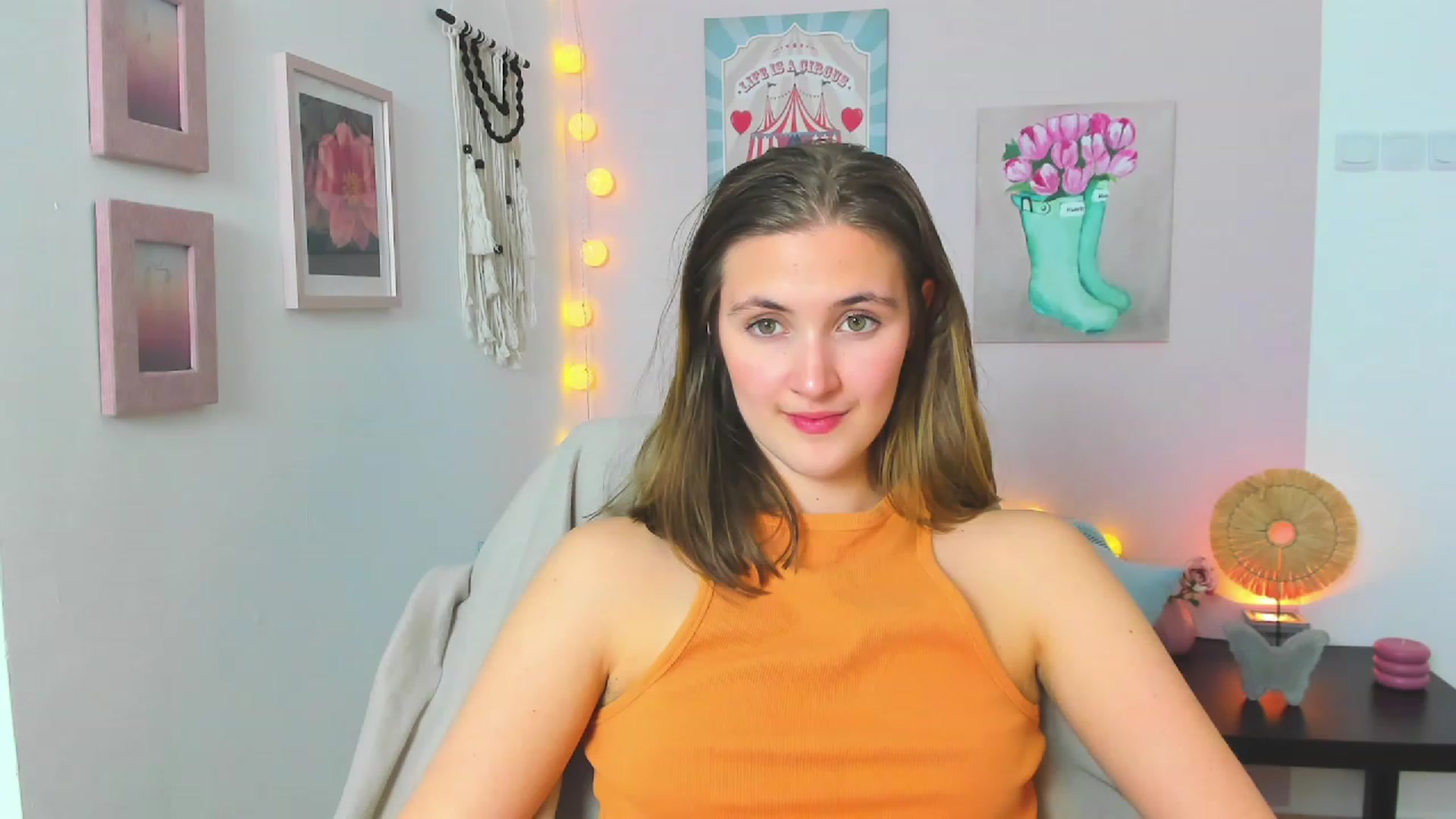 Gallery image thumbnail from Abbey_Grey's myfreecams stream on, 02/15/2023, 18:47 image 3 of 20