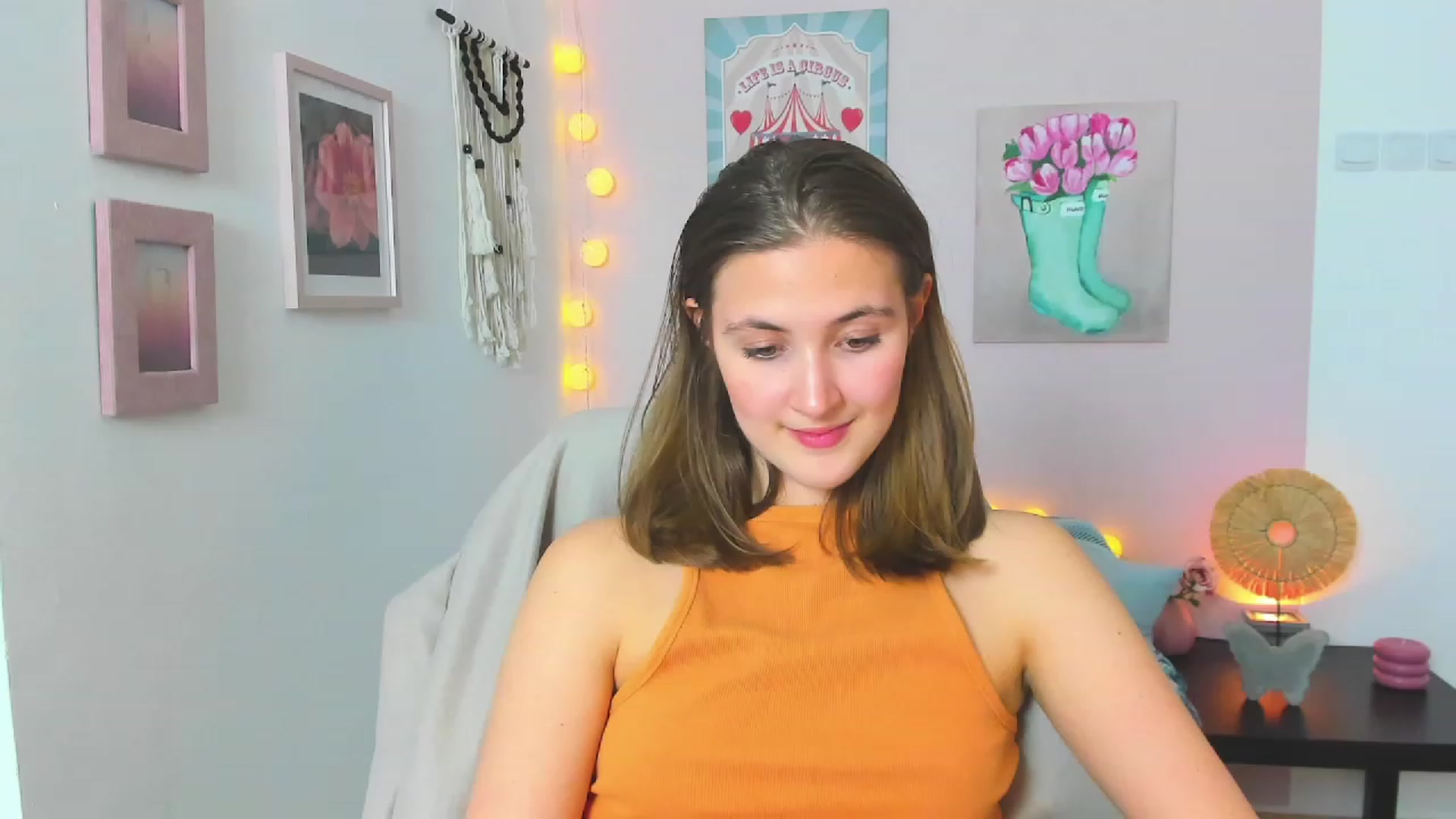 Gallery image thumbnail from Abbey_Grey's myfreecams stream on, 02/15/2023, 18:47 image 8 of 20