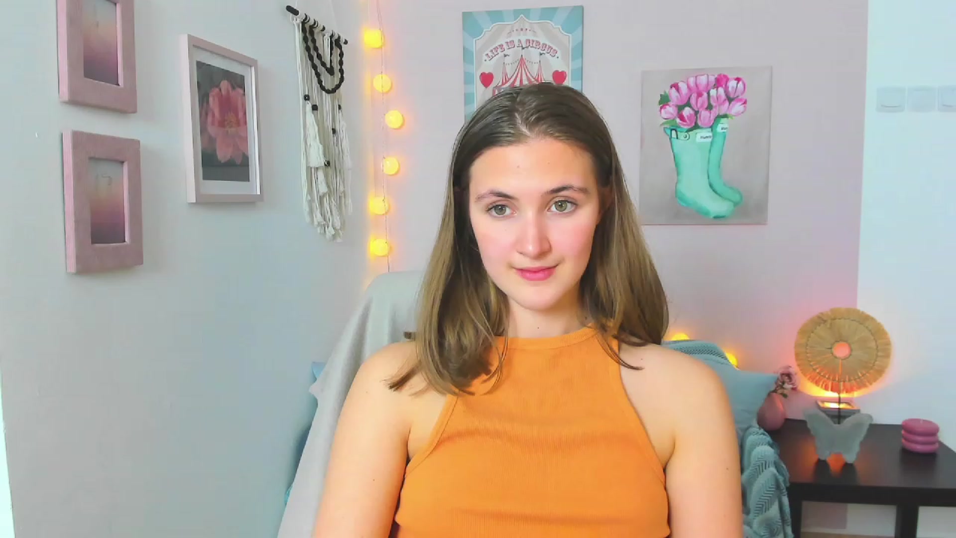 Gallery image thumbnail from Abbey_Grey's myfreecams stream on, 02/15/2023, 18:47 image 19 of 20