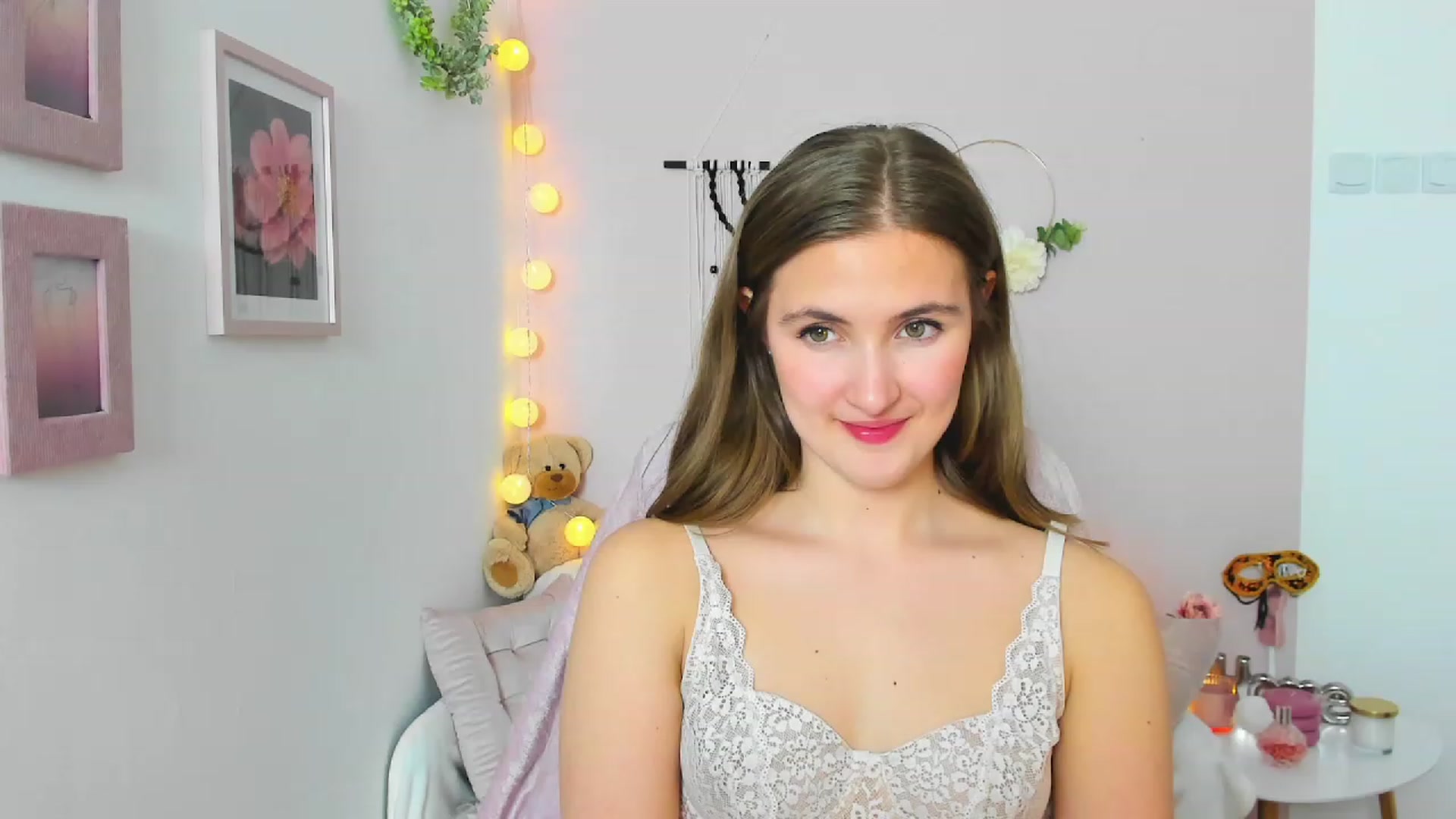 Gallery image thumbnail from Abbey_Grey's myfreecams stream on, 02/23/2023, 18:49 image 5 of 20