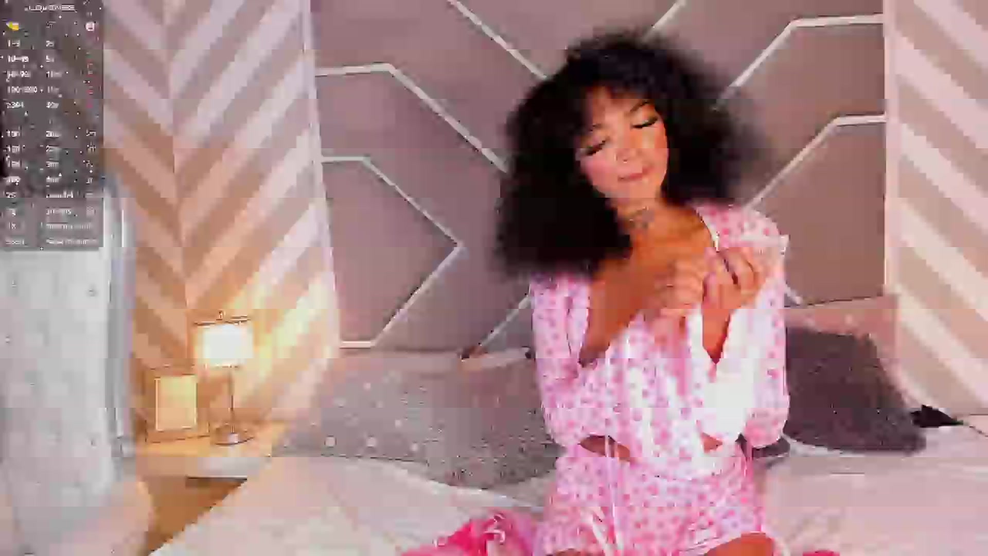 Gallery image thumbnail from AbbiReyes's myfreecams stream on, 12/29/2024, 15:10 image 9 of 20