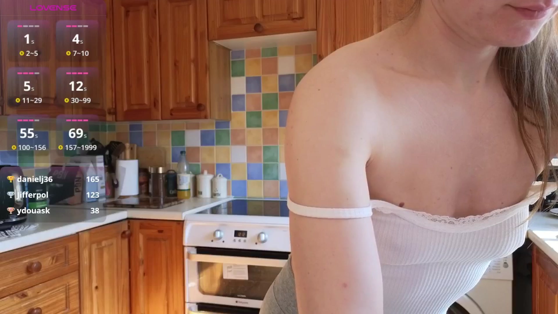 Gallery image thumbnail from Abbie3's myfreecams stream on, 03/02/2025, 12:27 image 18 of 20