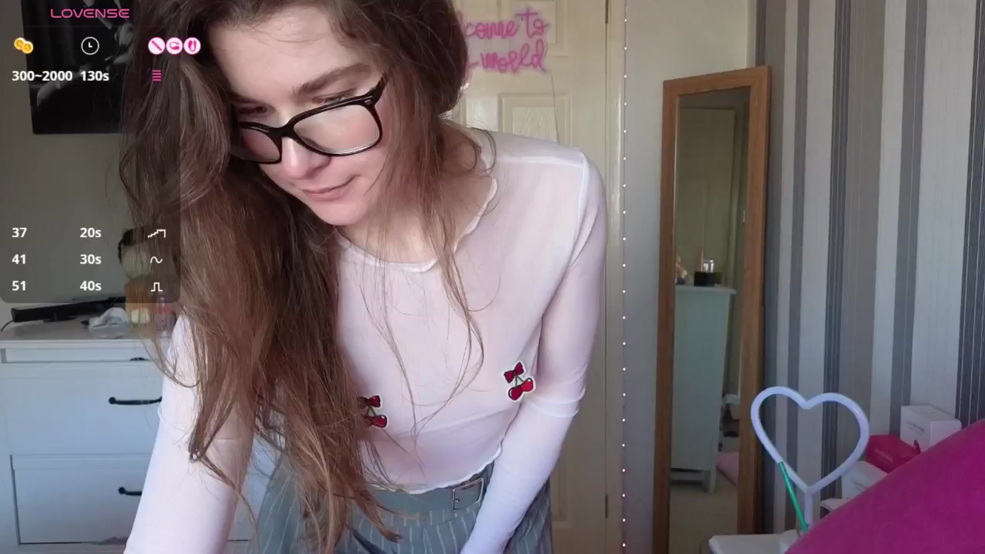 Gallery image thumbnail from Abbie3's myfreecams stream on, 04/02/2025, 17:16 image 3 of 20