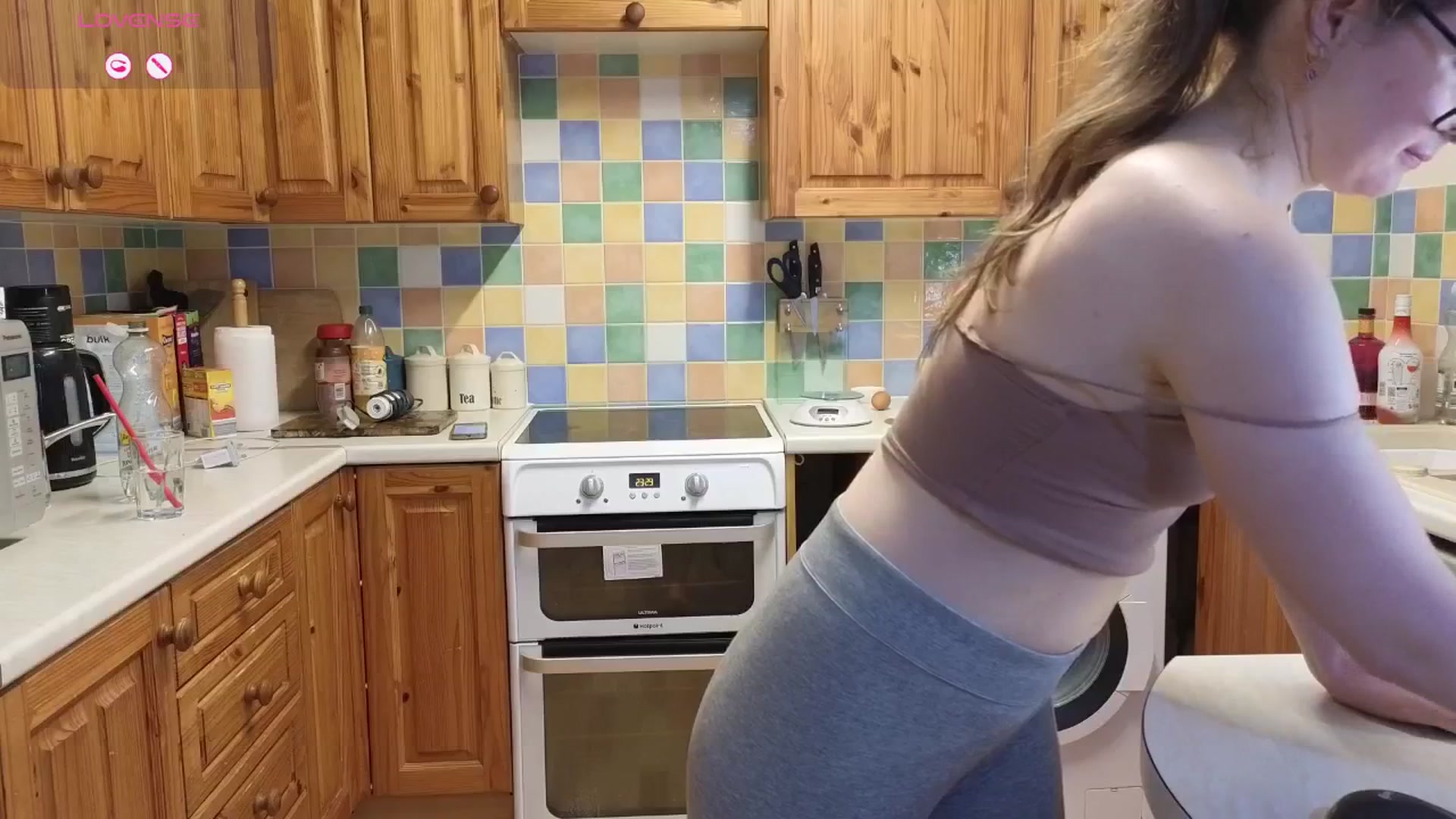 Gallery image thumbnail from Abbie_'s myfreecams stream on, 10/30/2025, 02:12 image 8 of 20