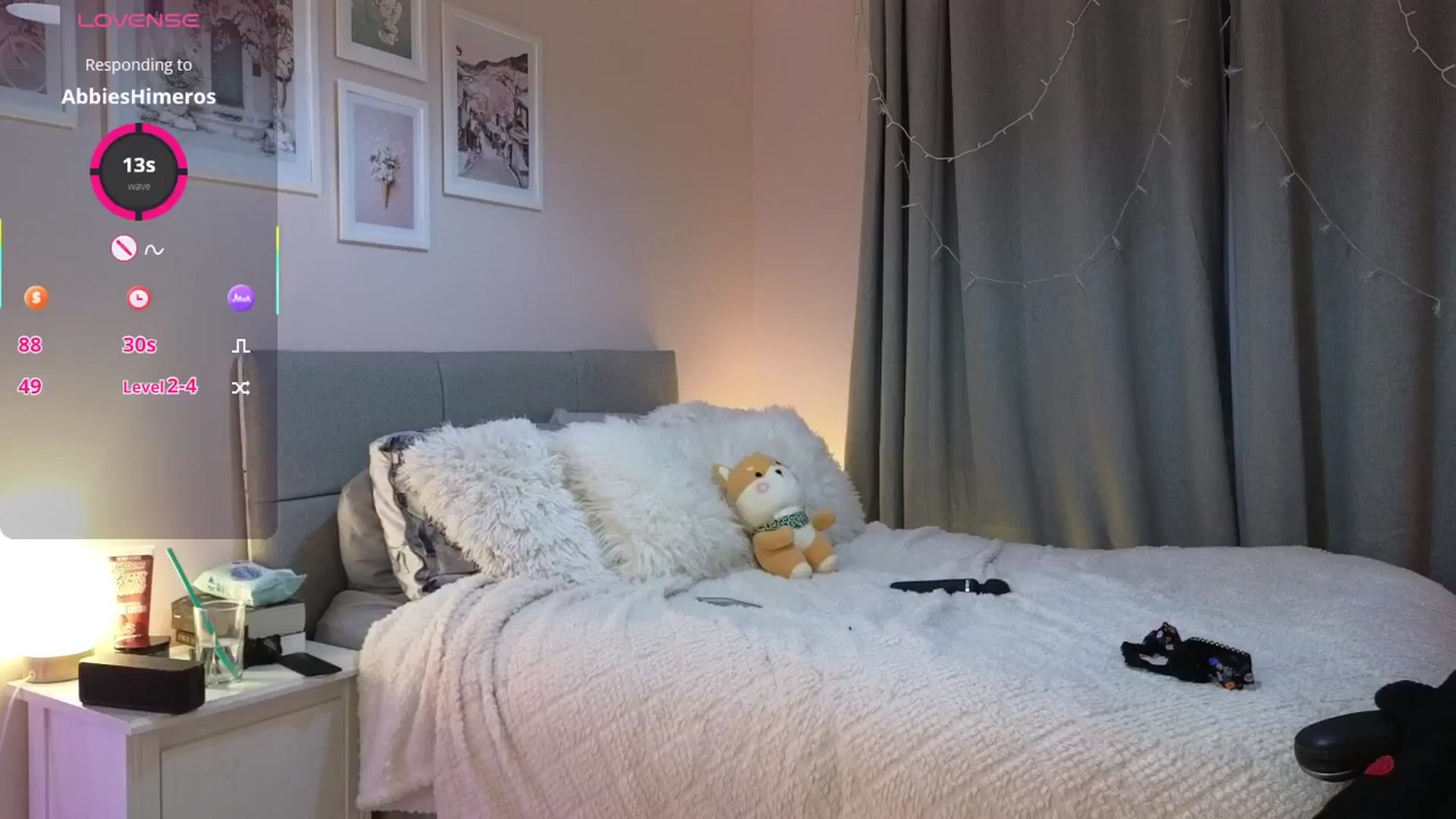 Gallery image thumbnail from Abbie_'s myfreecams stream on, 12/30/2025, 02:04 image 16 of 20