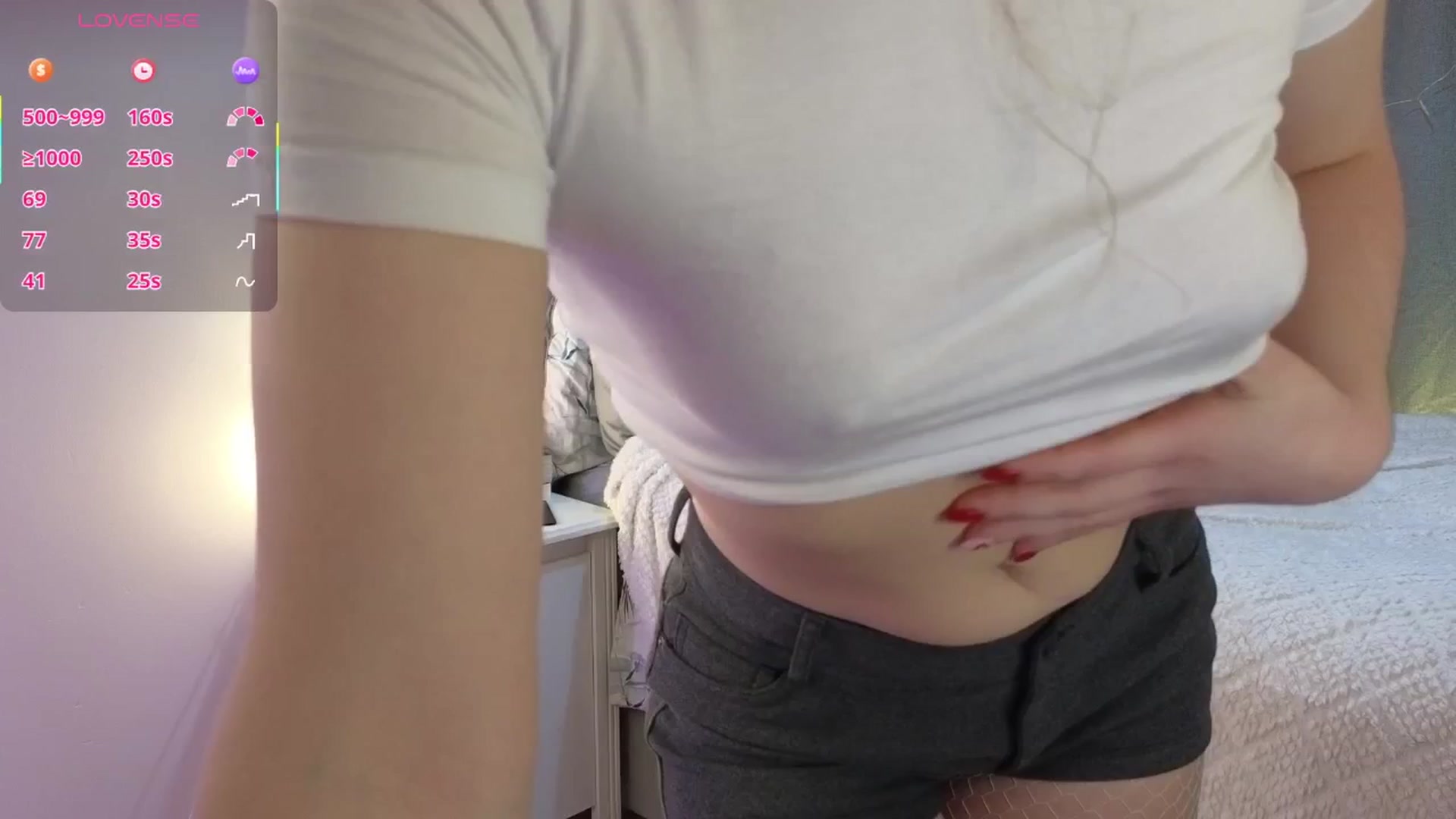 Gallery image thumbnail from Abbie_'s myfreecams stream on, 01/04/2026, 24:01 image 5 of 20
