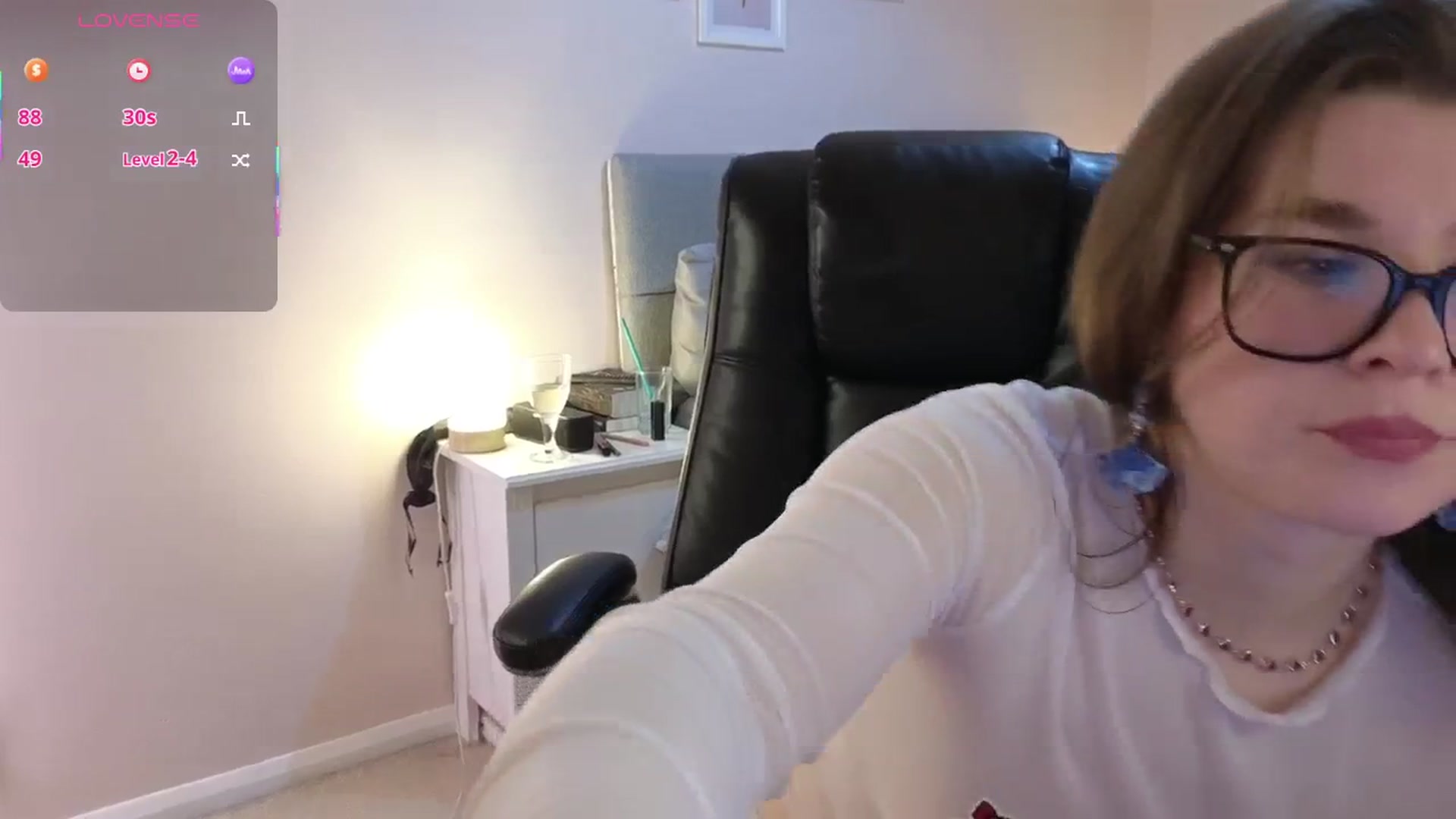 Gallery image thumbnail from Abbie_'s myfreecams stream on, 01/06/2026, 24:51 image 9 of 20