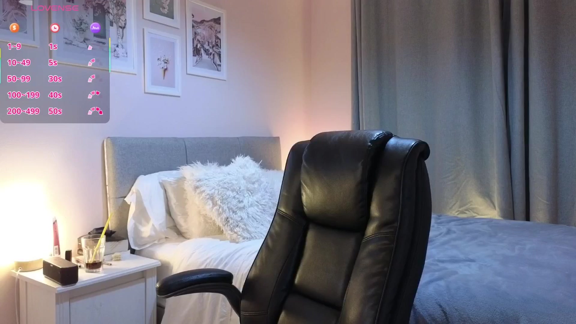 Gallery image thumbnail from Abbie_'s myfreecams stream on, 01/11/2026, 24:43 image 4 of 20