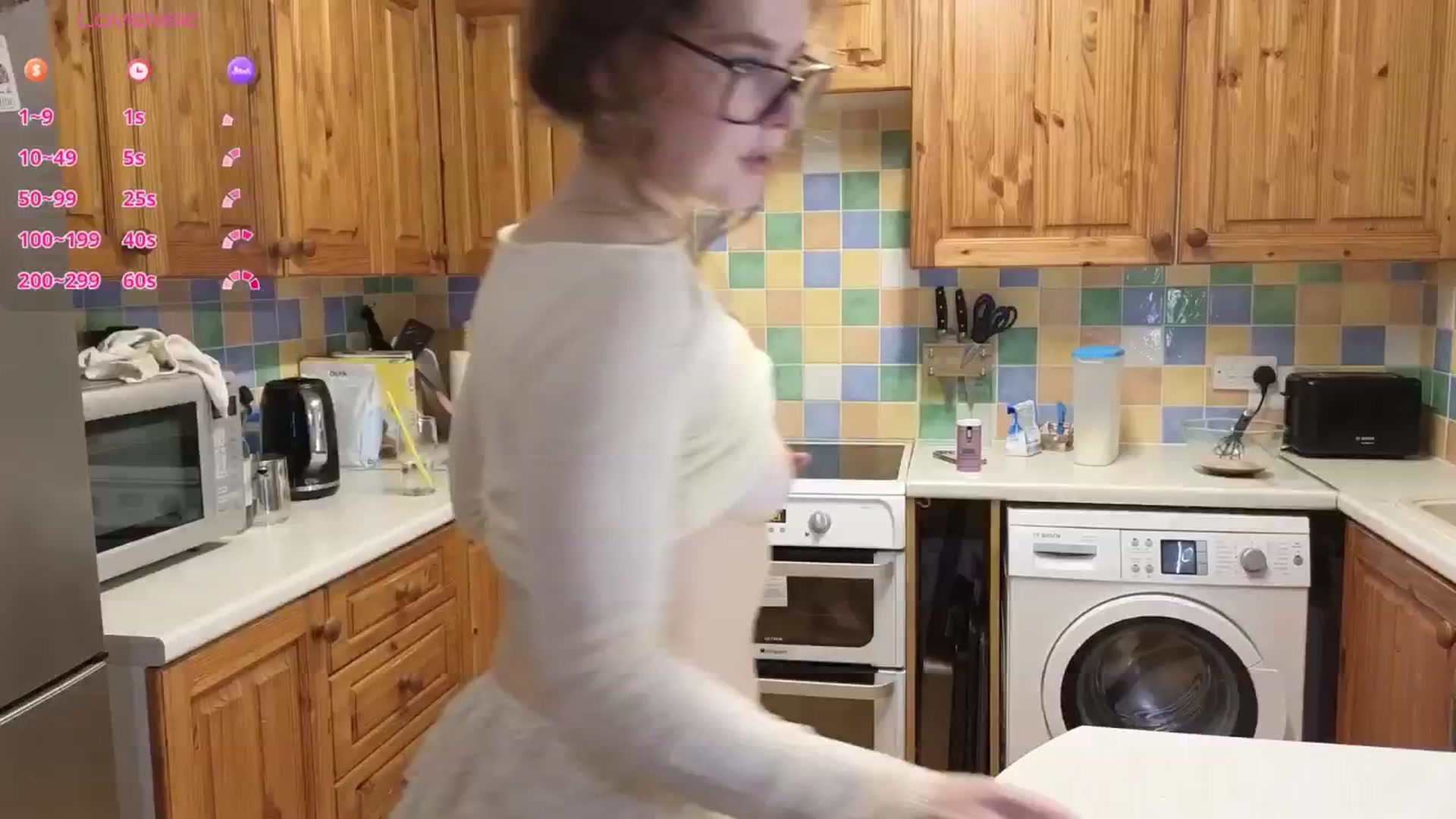 Gallery image thumbnail from Abbie_3's myfreecams stream on, 09/19/2025, 24:17 image 7 of 20