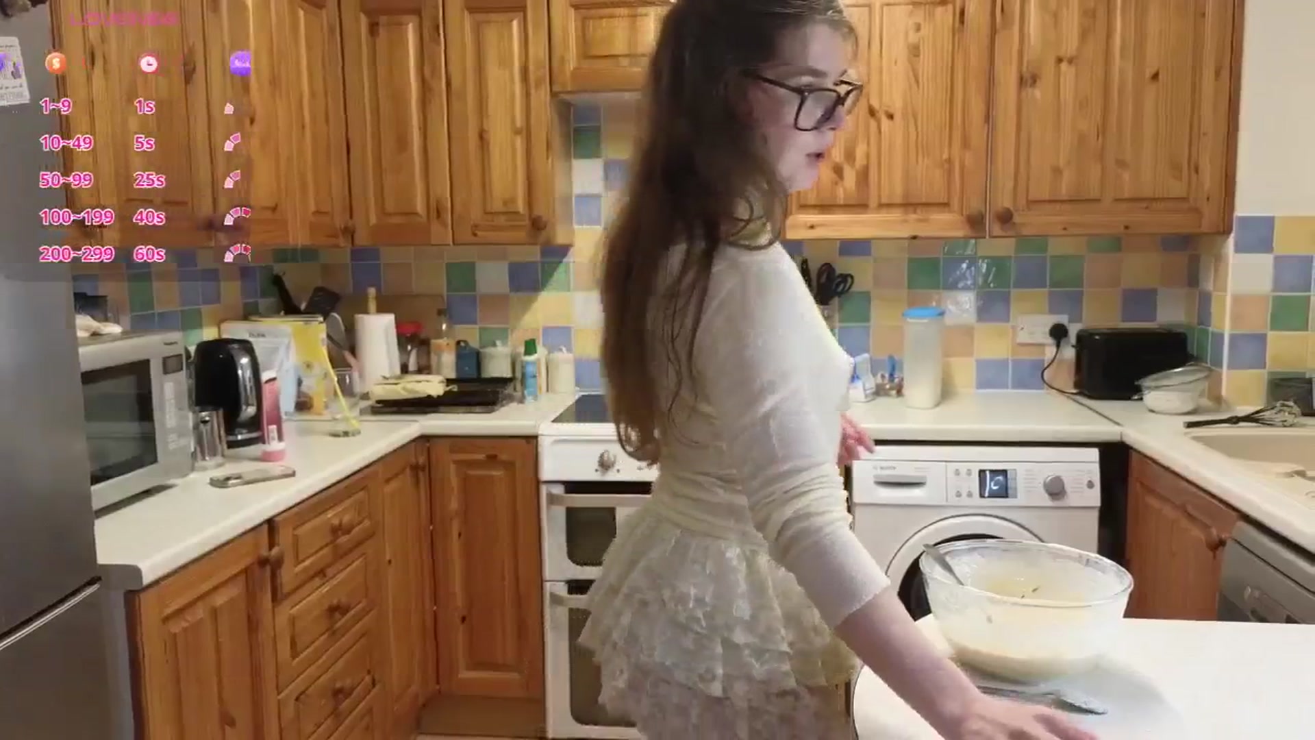 Gallery image thumbnail from Abbie_3's myfreecams stream on, 09/19/2025, 24:17 image 10 of 20