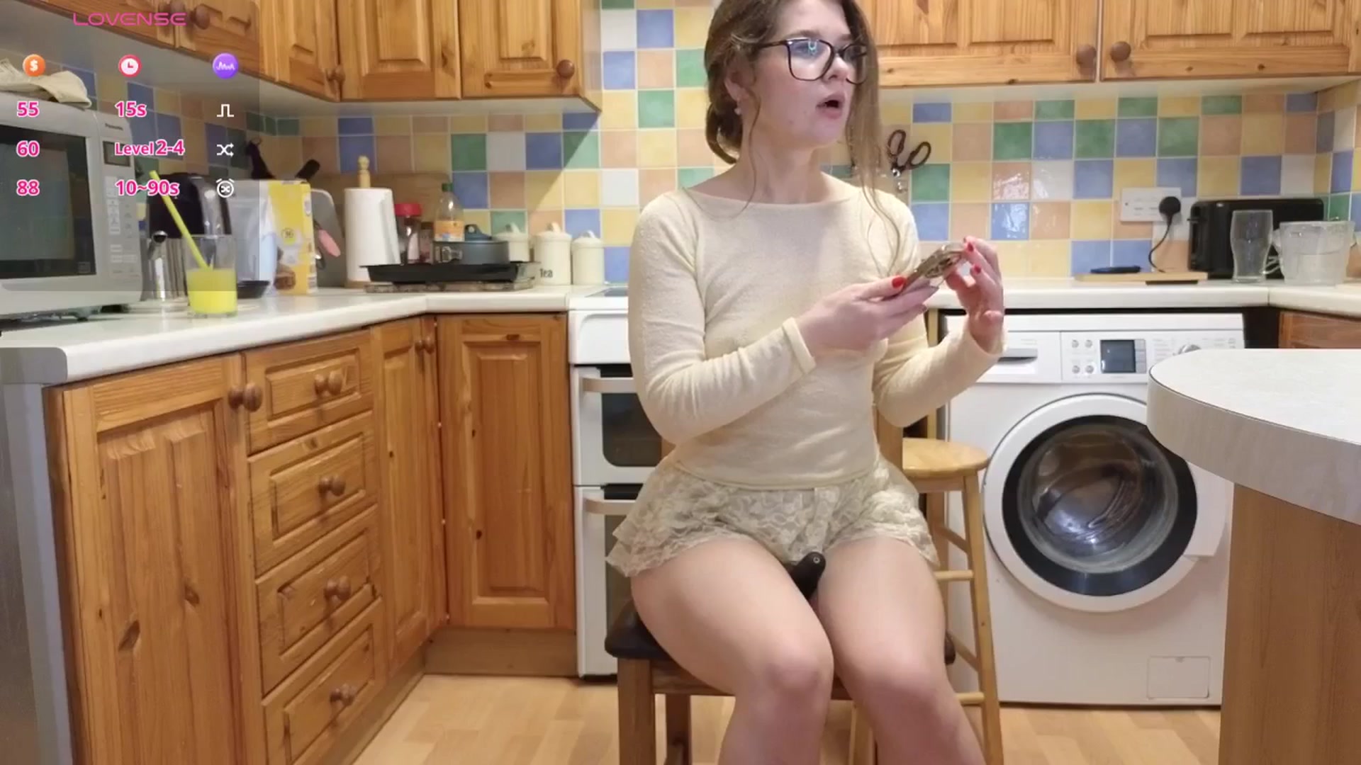 Gallery image thumbnail from Abbie_3's myfreecams stream on, 09/19/2025, 05:58 image 3 of 20