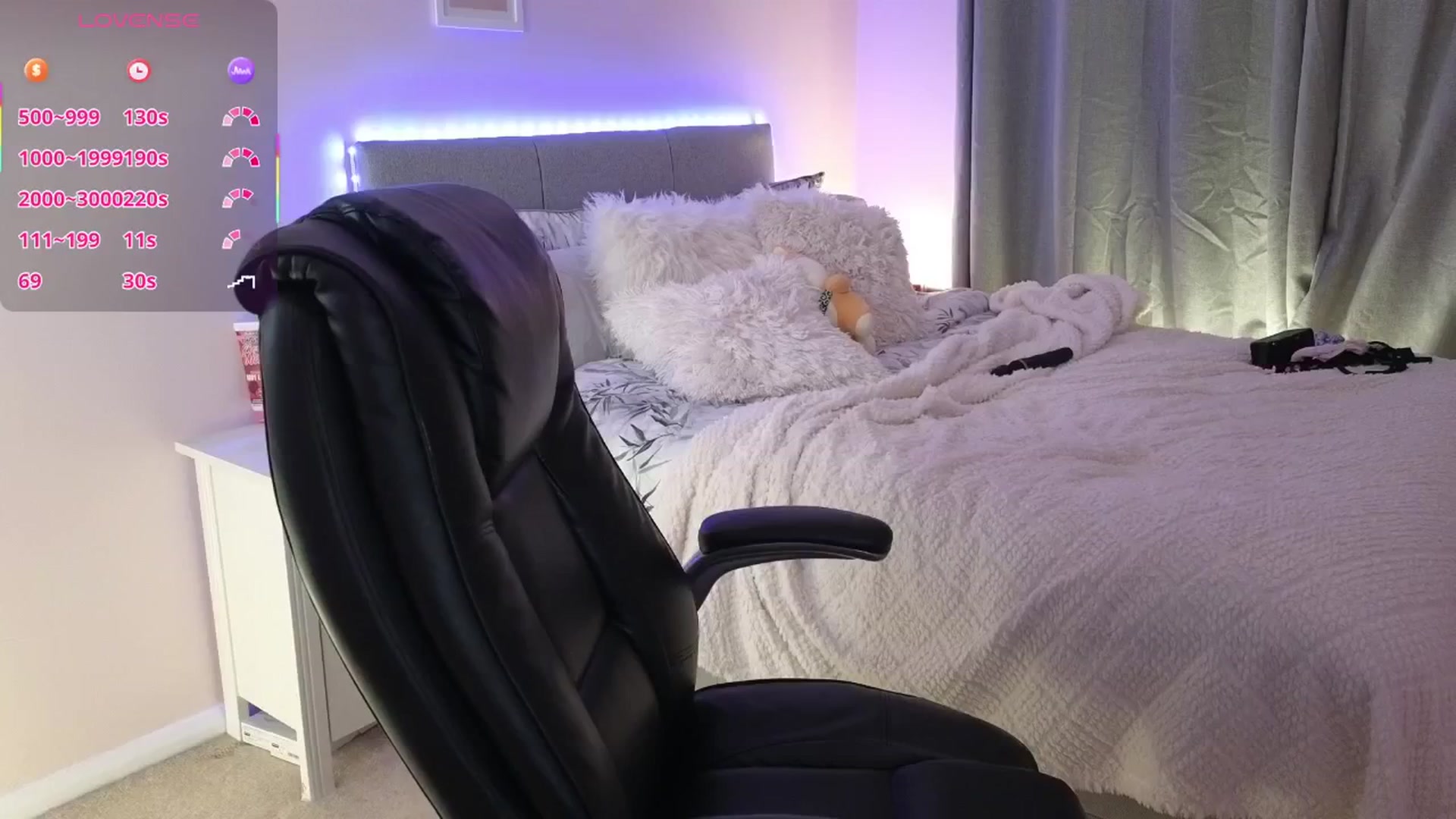 Gallery image thumbnail from Abbie_Cute's myfreecams stream on, 02/05/2026, 18:41 image 18 of 20
