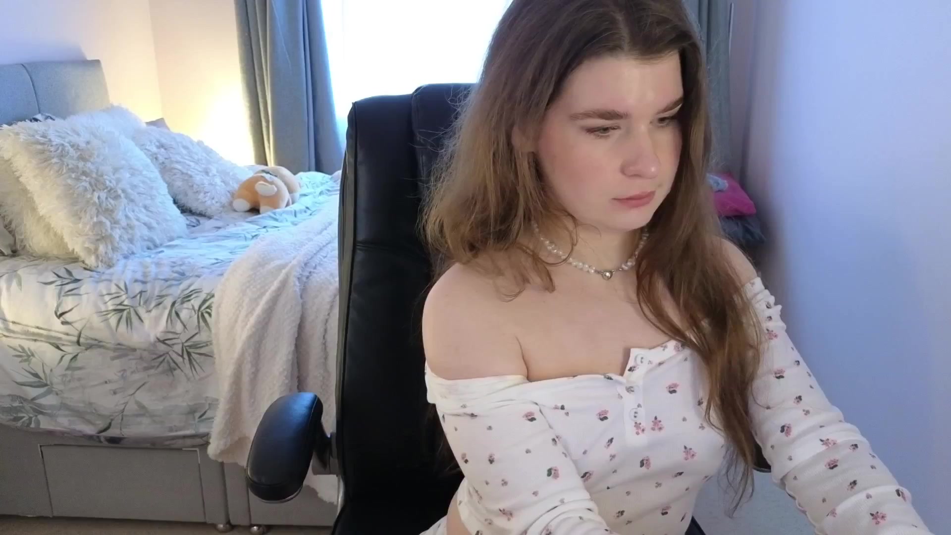 Gallery image thumbnail from Abbie_Cute's myfreecams stream on, 02/12/2026, 17:13 image 15 of 20