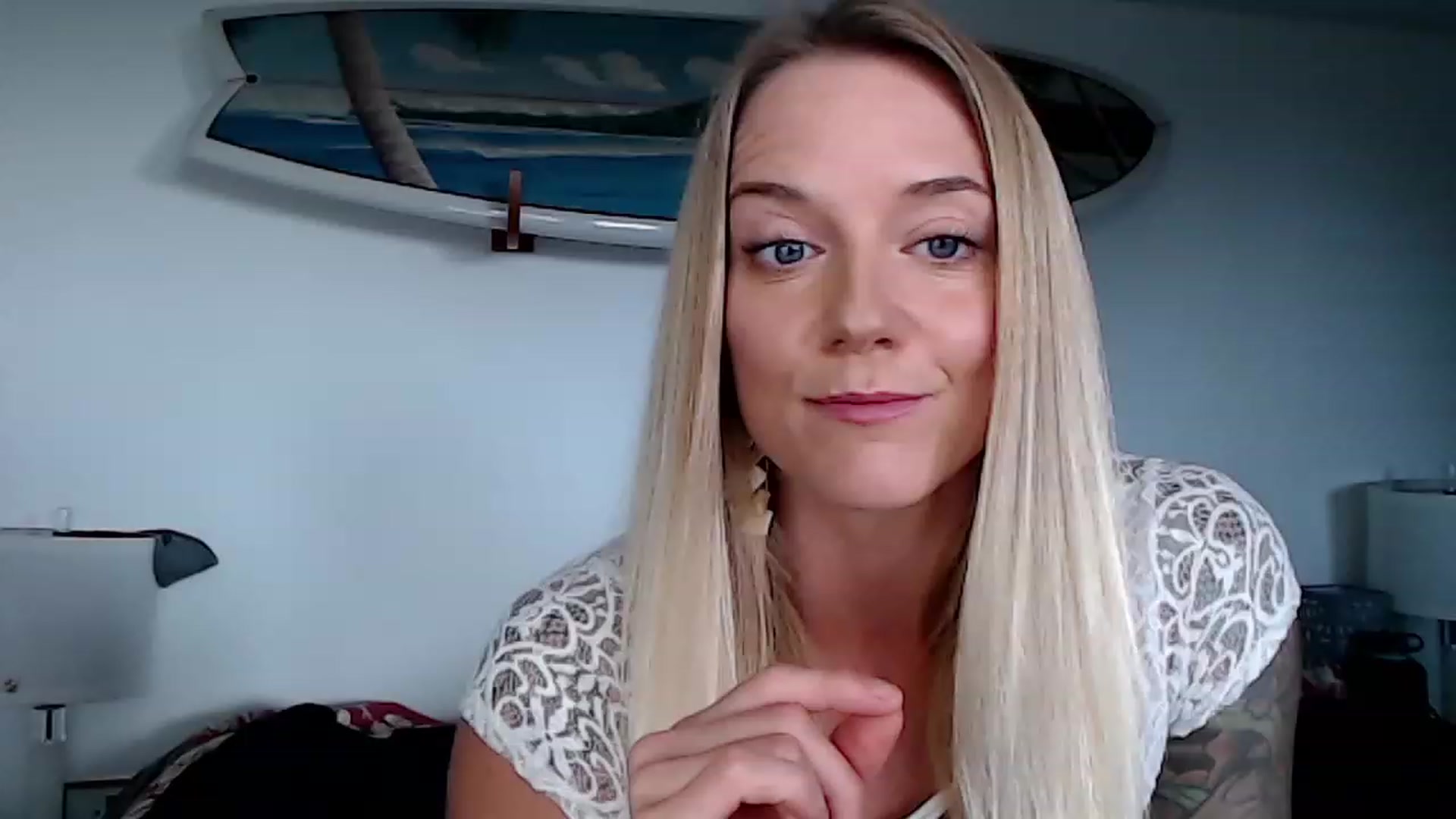Gallery image thumbnail from Abbie_Hoffman's myfreecams stream on, 12/08/2022, 02:46 image 6 of 20