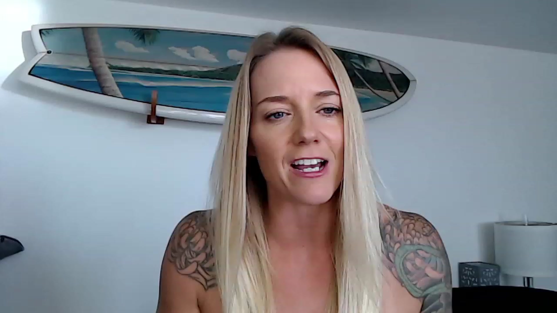 Gallery image thumbnail from Abbie_Hoffman's myfreecams stream on, 12/15/2022, 03:09 image 9 of 20